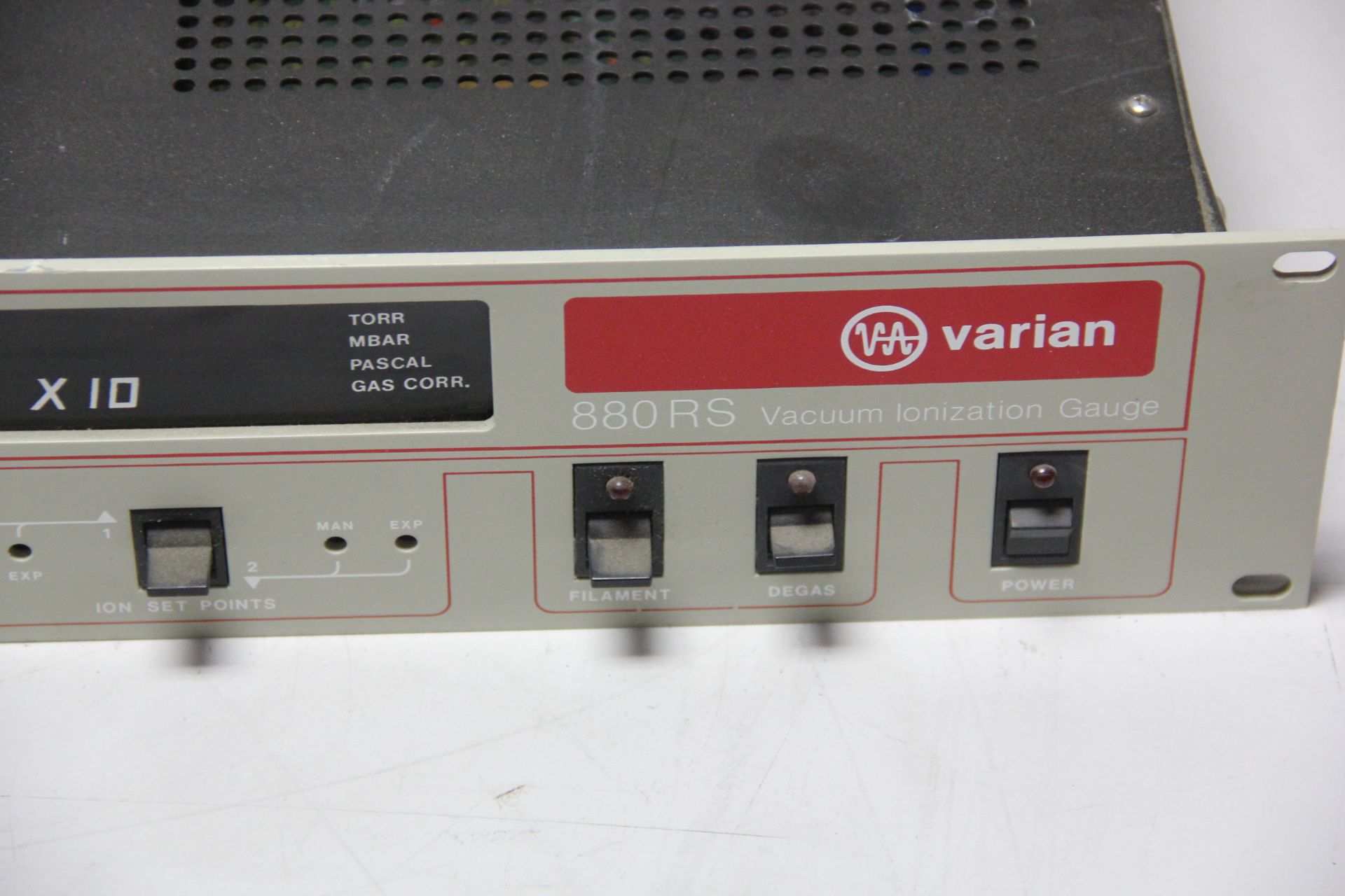 VARIAN VACUUM IONIZATION GAUGE - Image 2 of 5