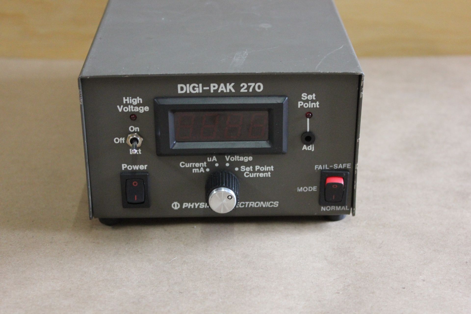 PHYSICAL ELECTRONICS ION PUMP POWER SUPPLY - Image 2 of 4