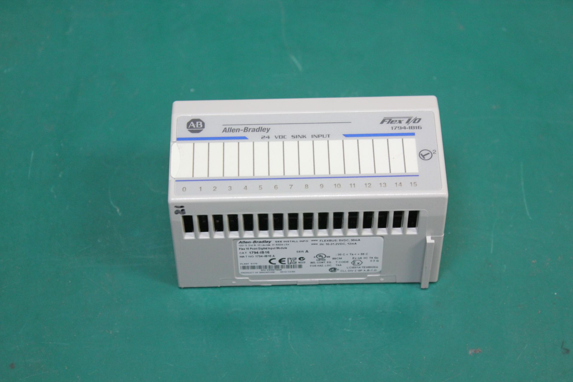 ALLEN BRADLEY FLEX I/O 16 POINT DIGITAL INPUT MODULE