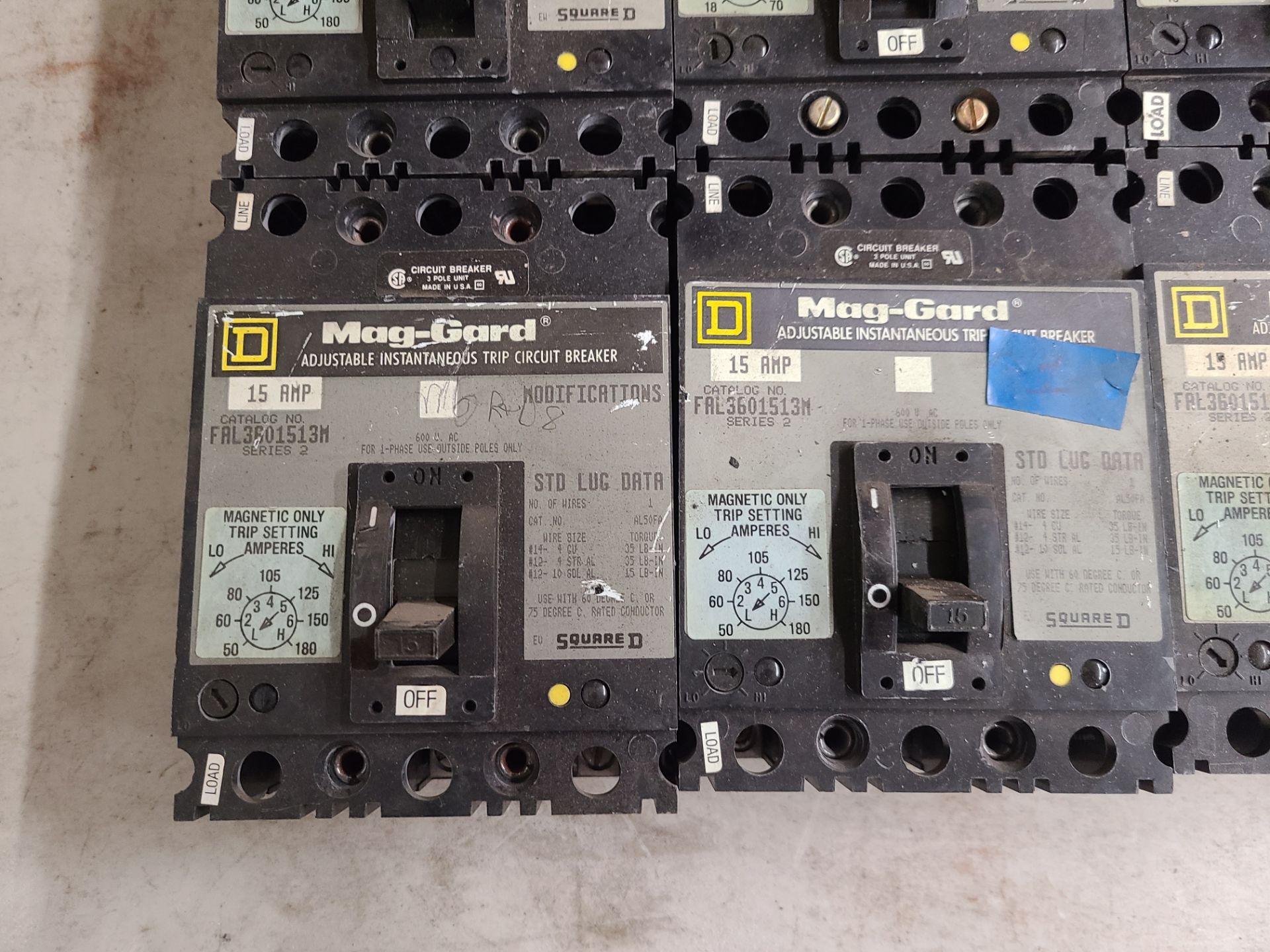 LOT OF SQUARE D MAG-GARD INDUSTRIAL MOLDED CASE CIRCUIT BREAKERS - Image 5 of 11