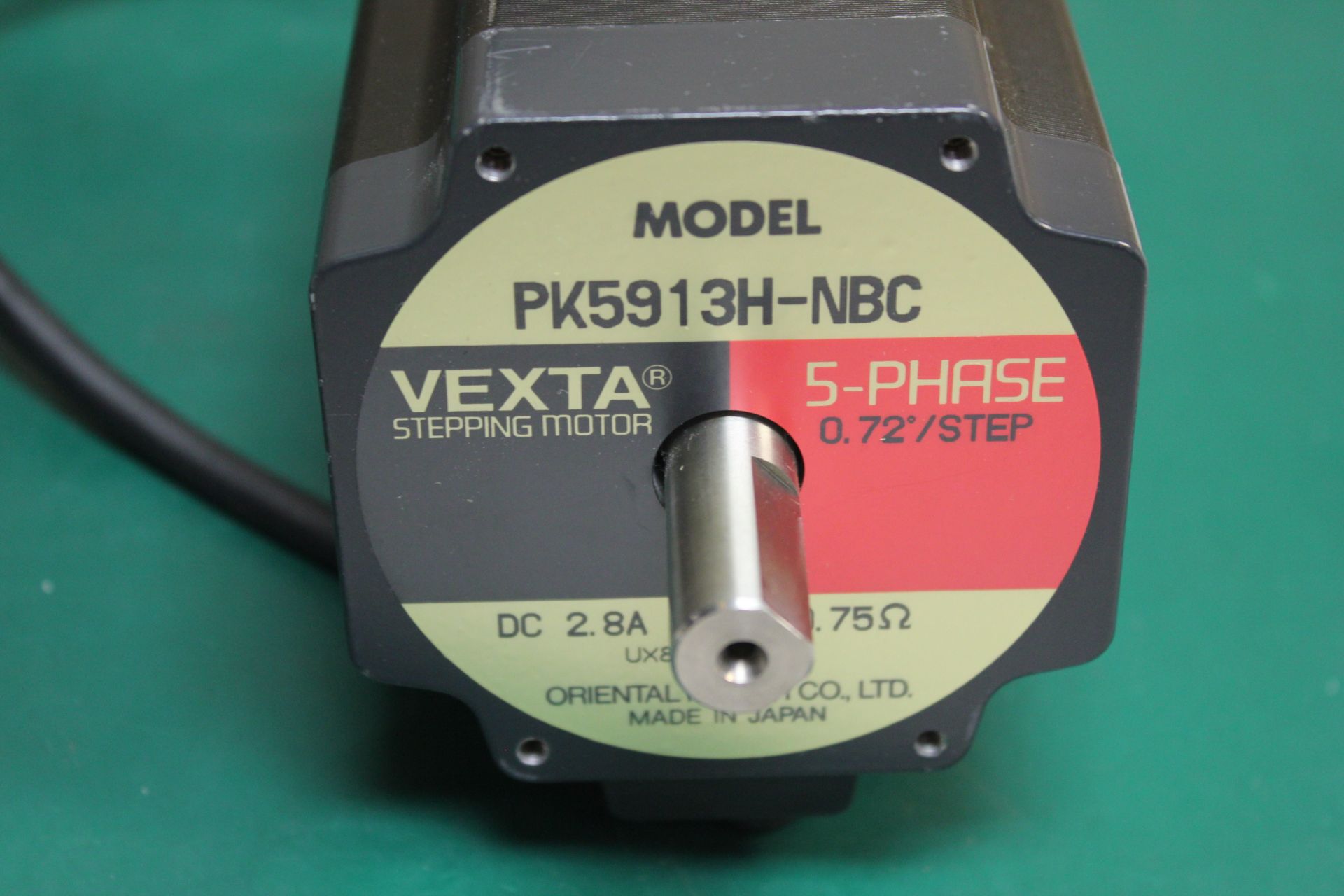 VEXTA 5 PHASE STEPPING MOTOR - Image 2 of 3