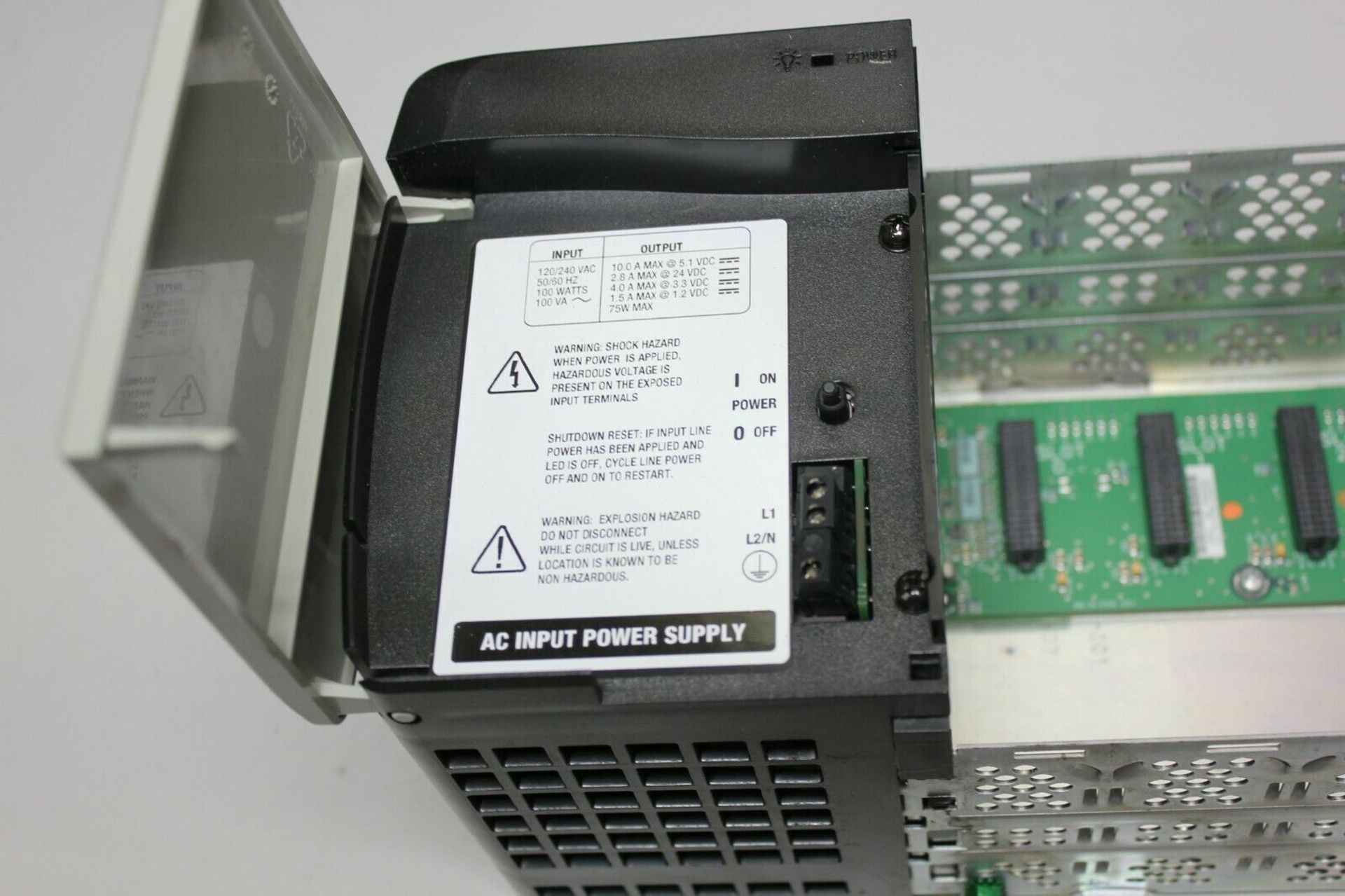 ALLEN BRADLEY CONTROLLOGIX 7 SLOT PLC CHASSIS & POWER SUPPLY - Image 2 of 4