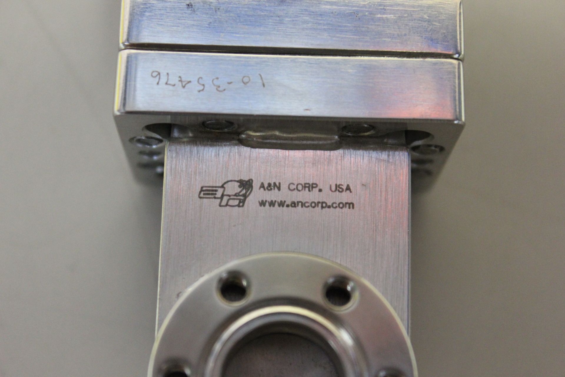 A&N CORP HIGH VACUUM GATE VALVE - Image 2 of 4