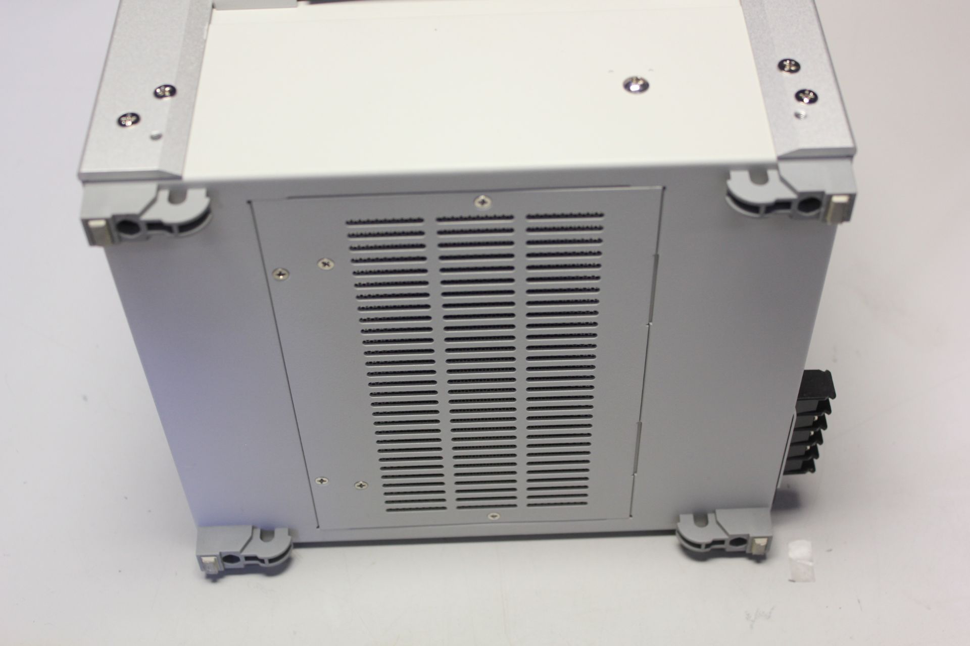 ADLINK CompactPCI CHASSIS RACK WITH POWER SUPPLY - Image 7 of 7