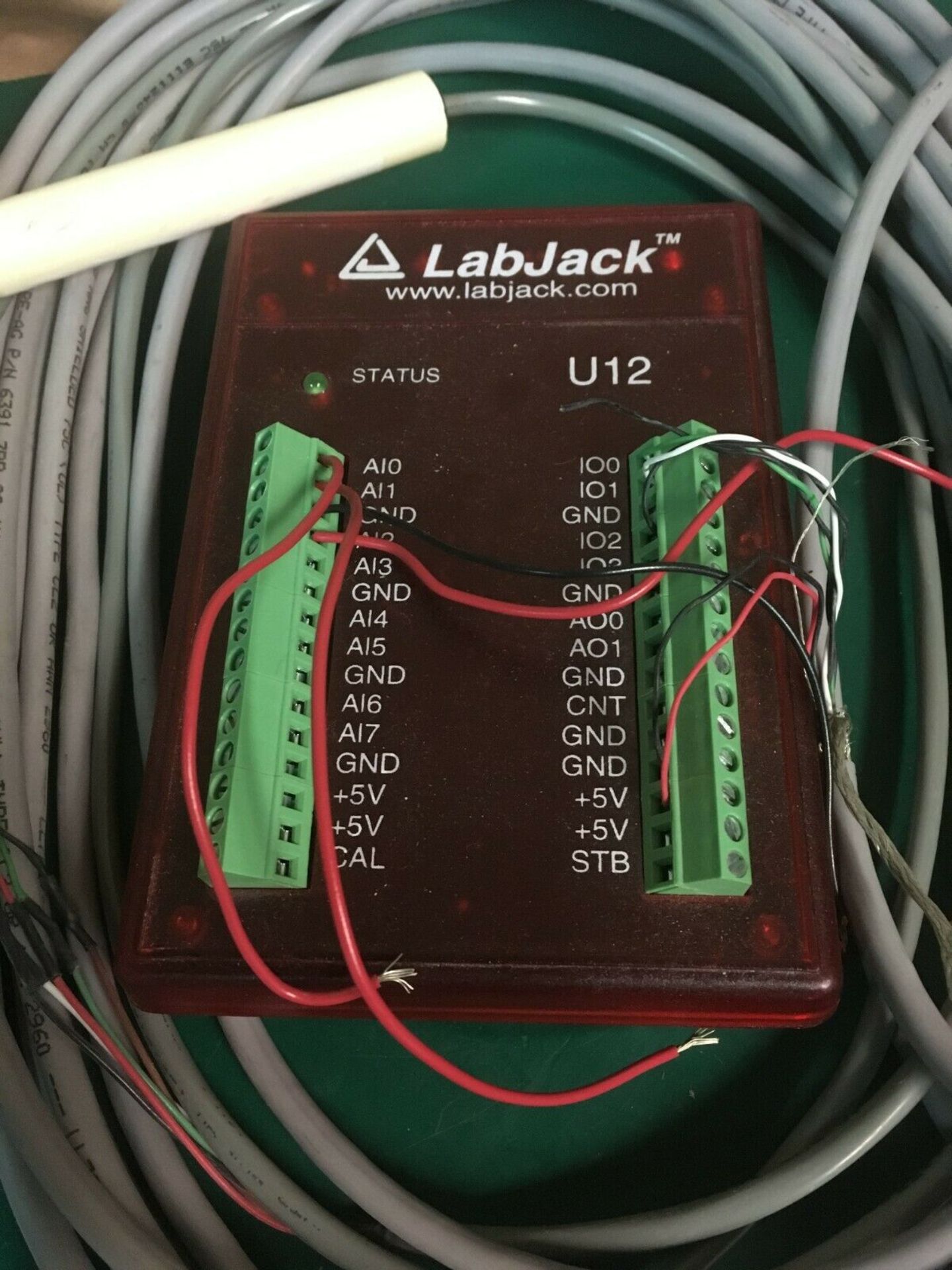 LABJACK U12 CB25 PARALLEL INTERFACE BOARD W/ TEMP/HUMIDITY PROBE - Image 2 of 6