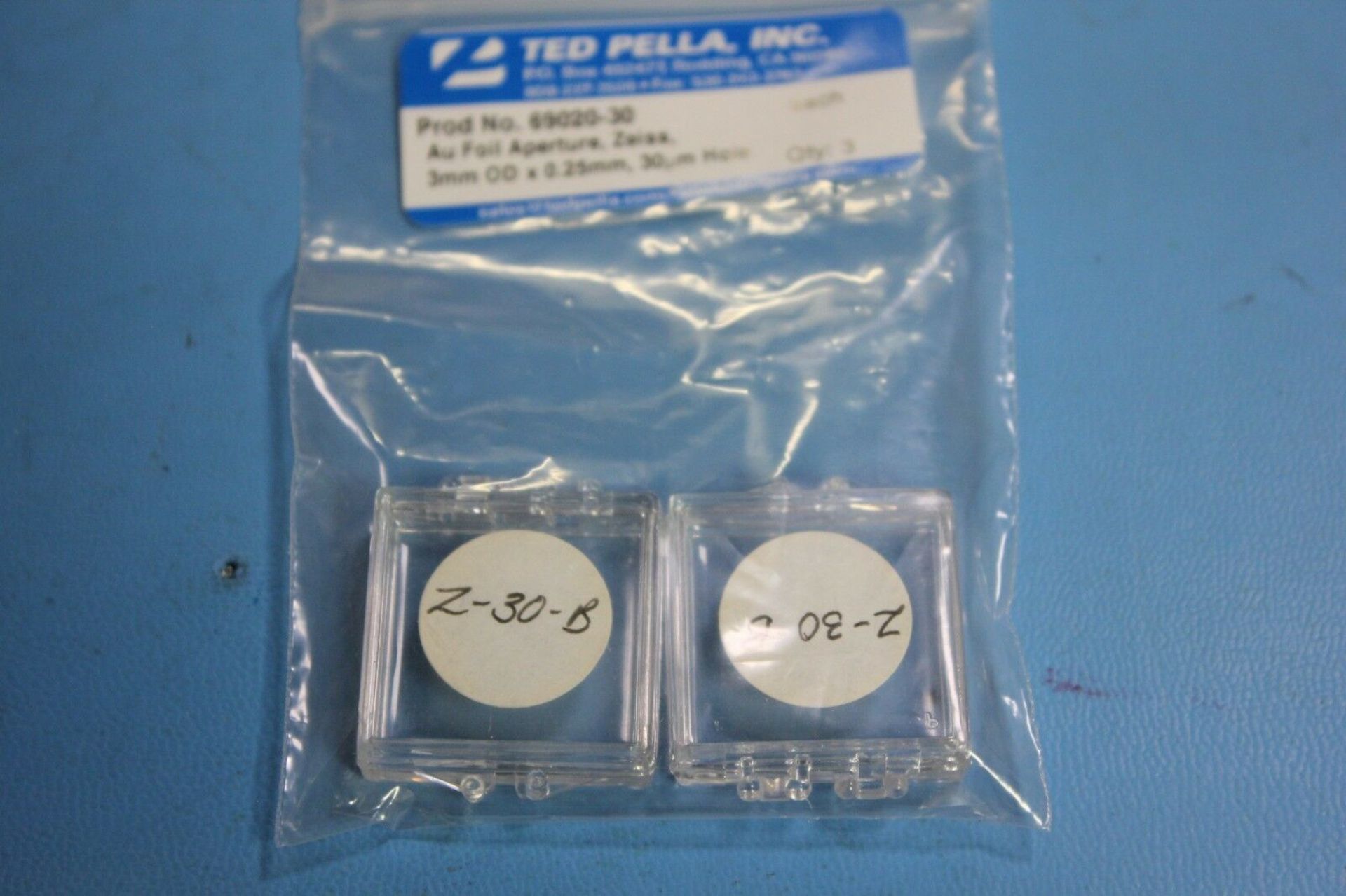 2 TED PELLA ELECTRON MICROSCOPE GOLD FOIL APERTURE 30?M