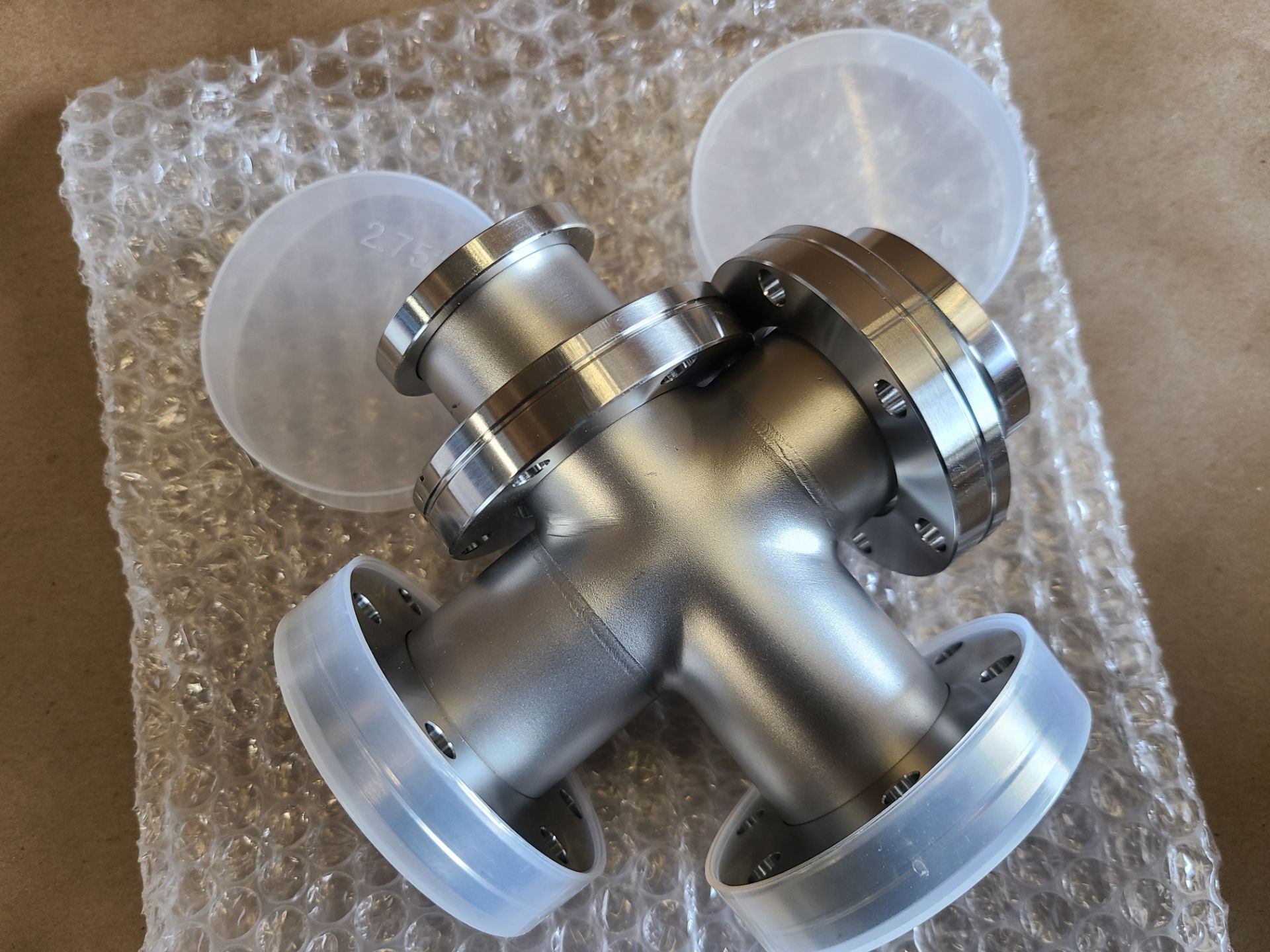 NEW AGILENT 4 WAY HIGH VACUUM SS 4 WAY CROSS FITTING 2.75" CF - Image 5 of 7