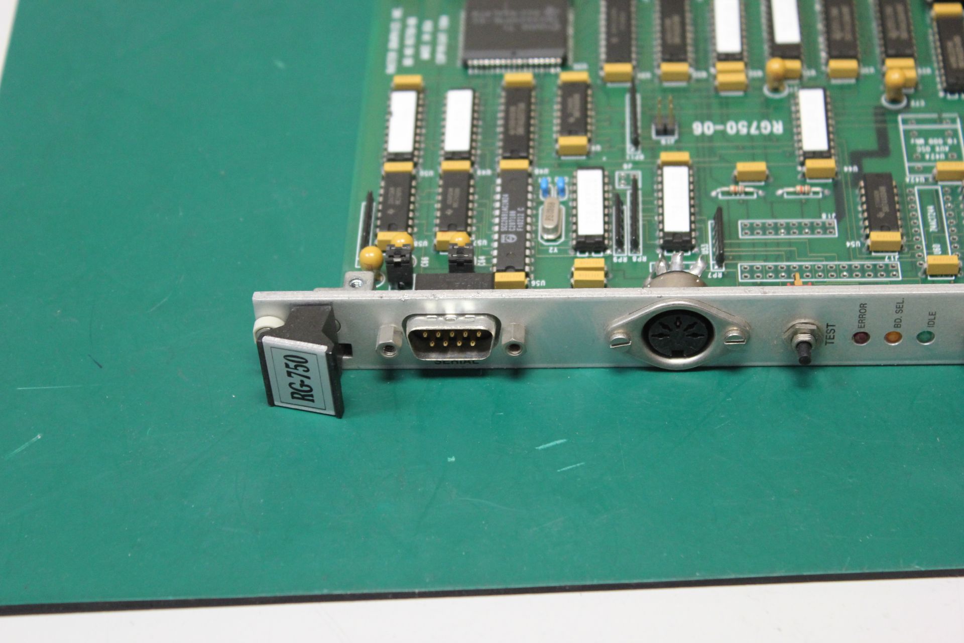 RASTER INDUSTRIAL VME GRAPHICS CONTROLLER BOARD - Image 2 of 3