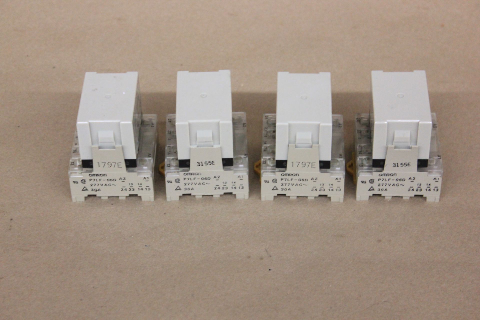 LOT OF OMRON POWER RELAYS