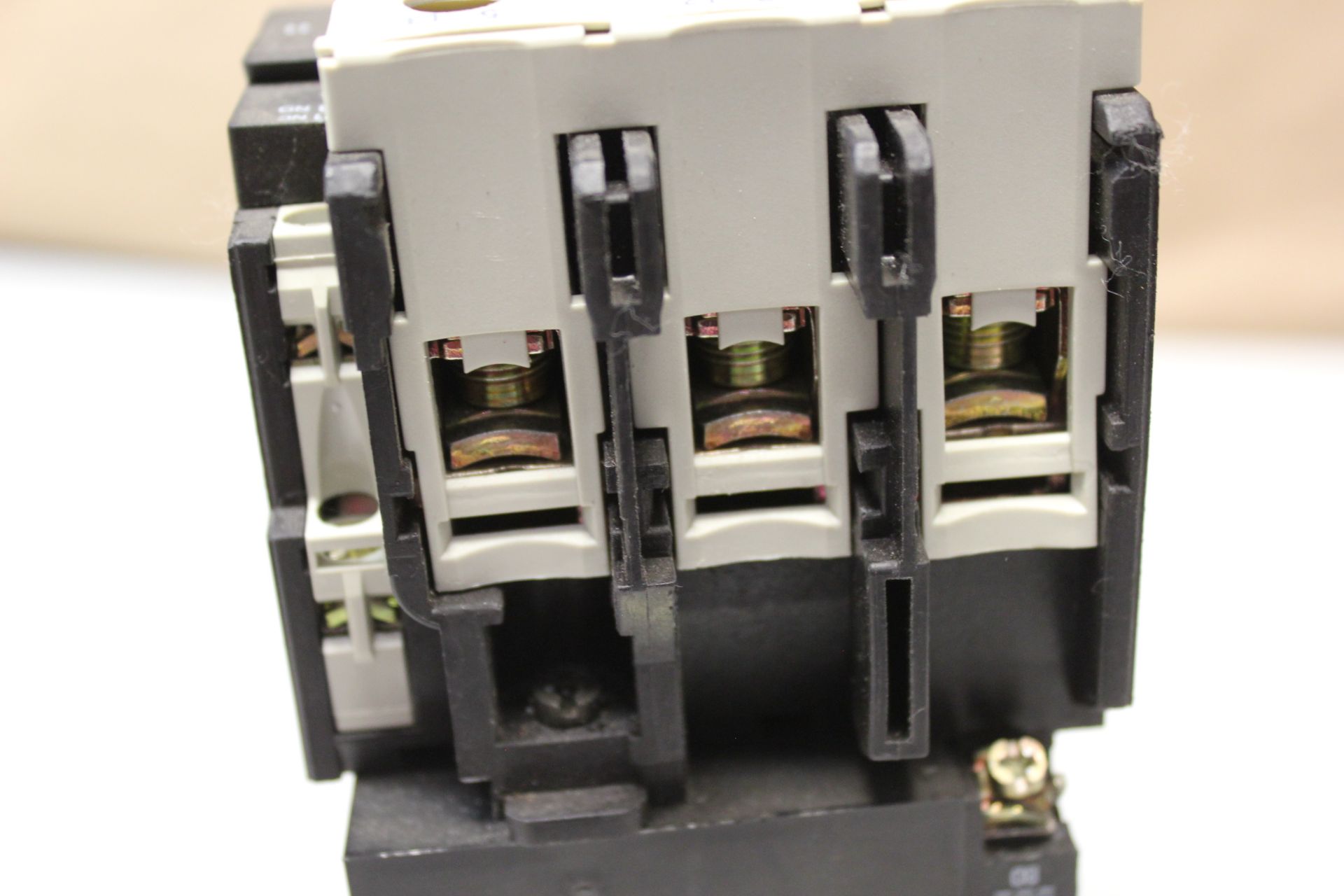 TELEMECANIQUE MOTOR CONTACTOR - Image 6 of 6