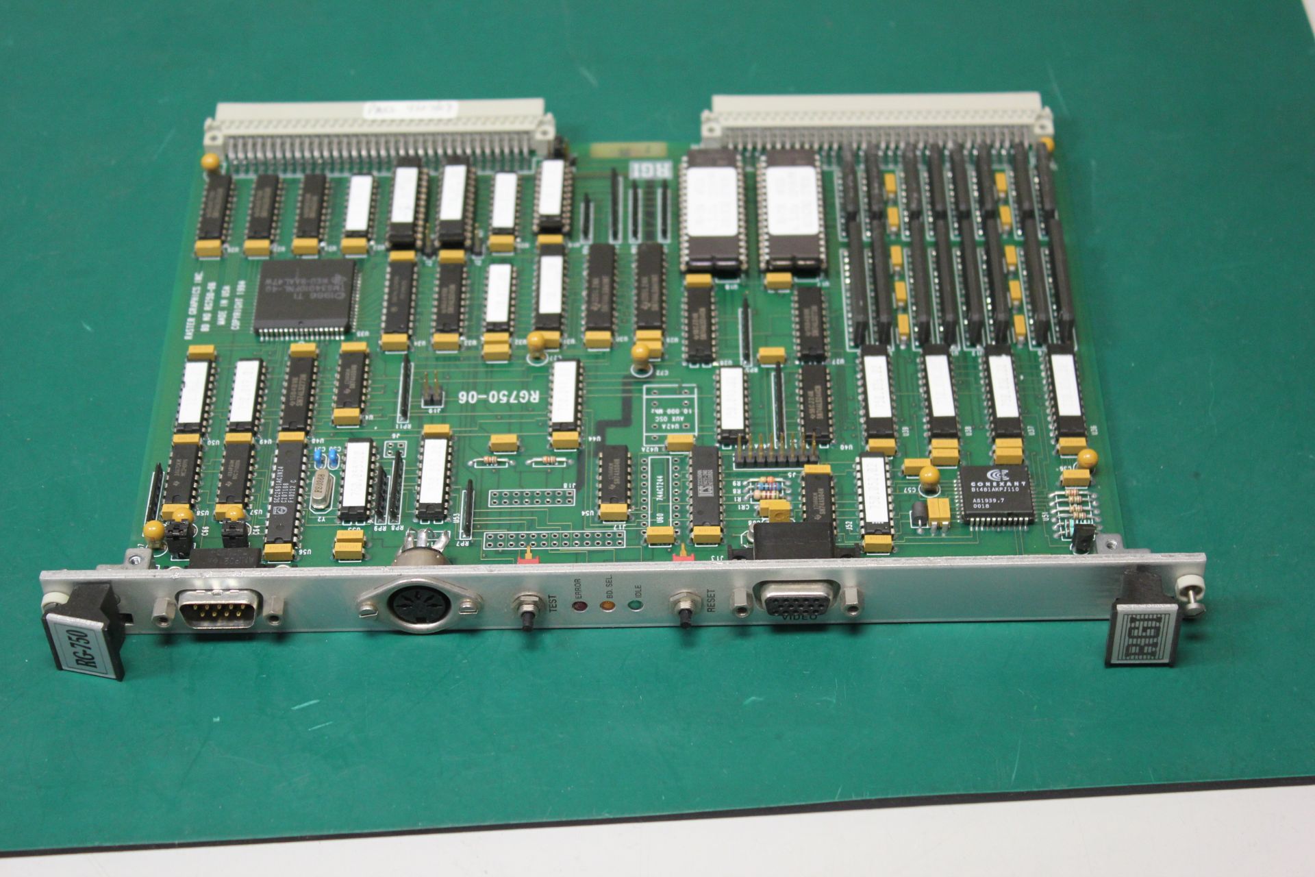 RASTER INDUSTRIAL VME GRAPHICS CONTROLLER BOARD