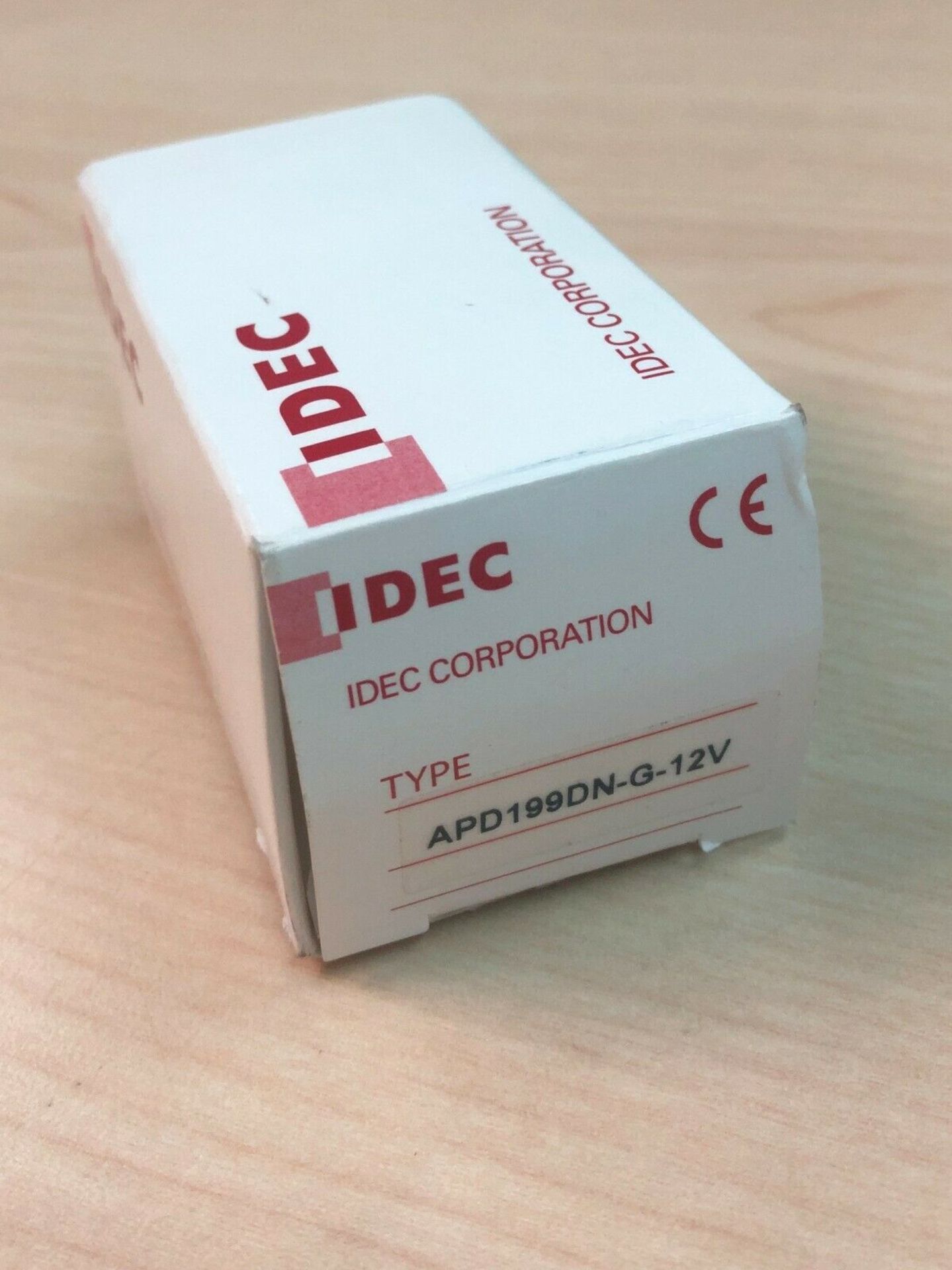 NEW IDEC APD199DN-G-24V LED PILOT LIGHT