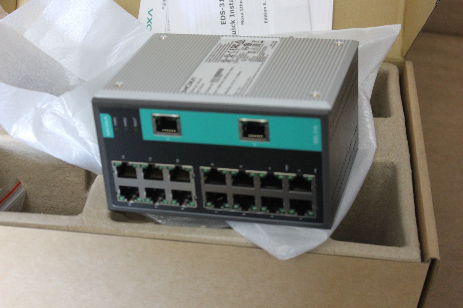 NEW MOXA INDUSTRIAL ETHERNET SWITCH - Image 4 of 5