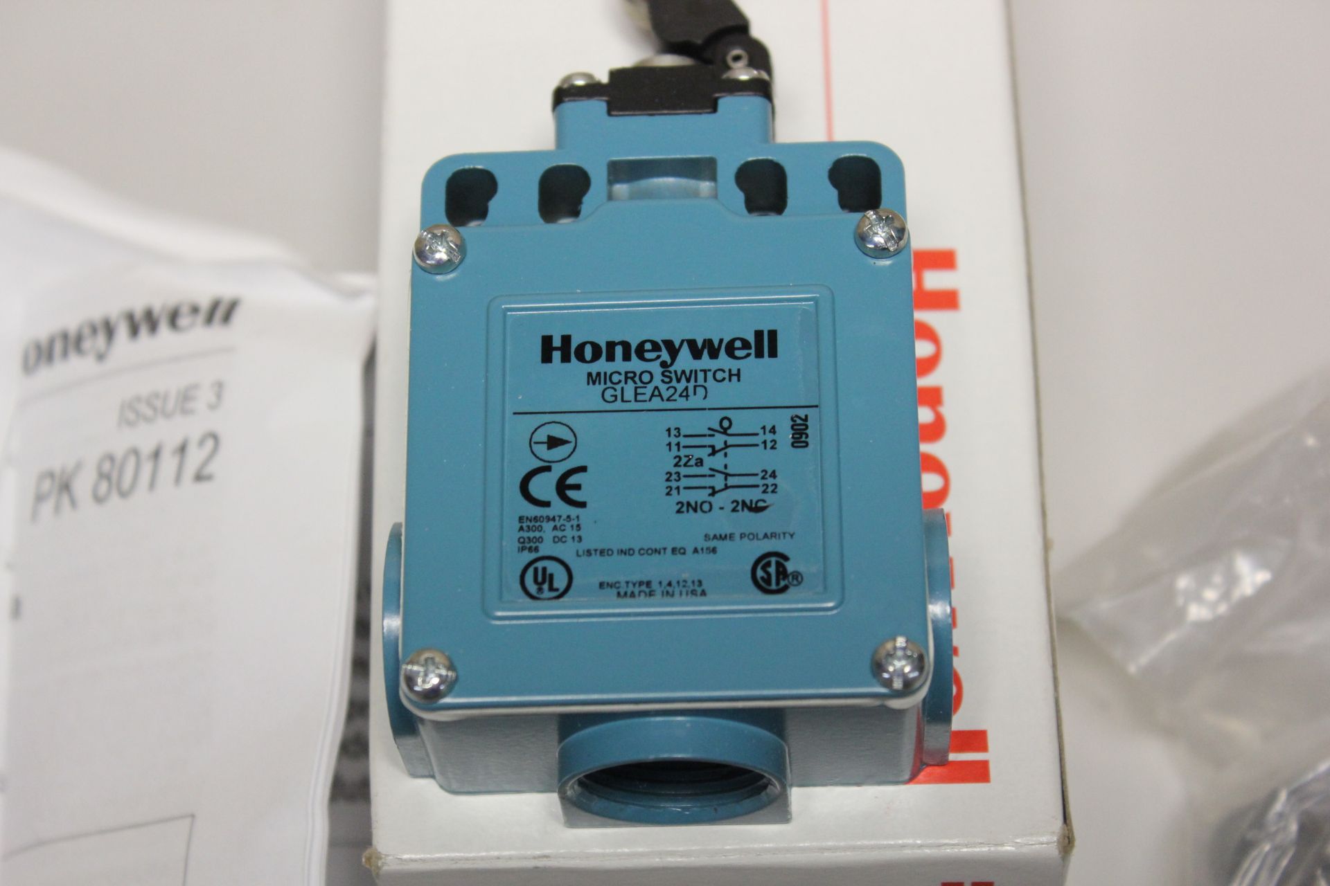 NEW HONEYWELL MICRO-SWITCH LIMIT SWITCH - Image 2 of 4