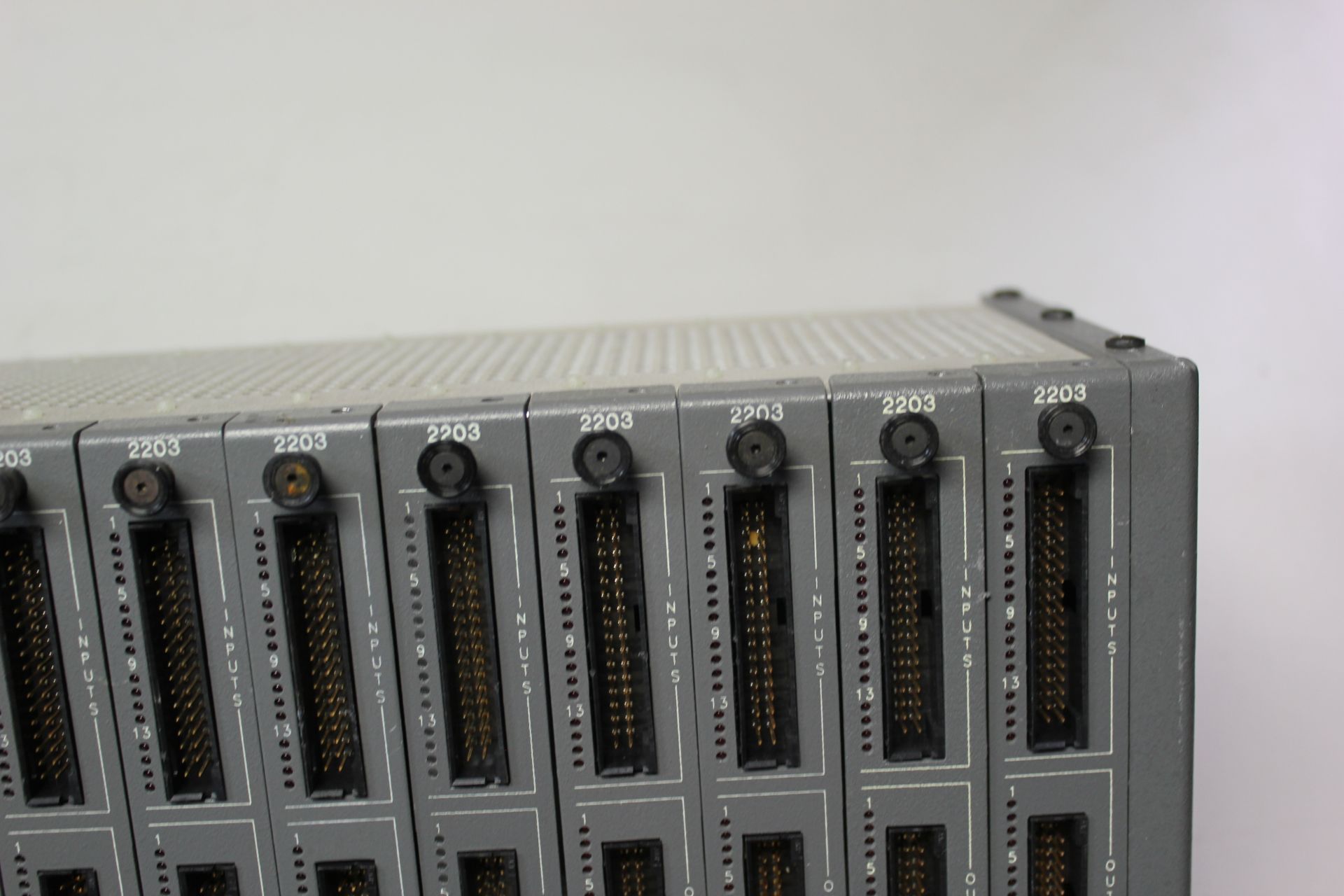 CONTROL TECHNOLOGY PLC RACK WITH 17 MODULES - Image 5 of 9