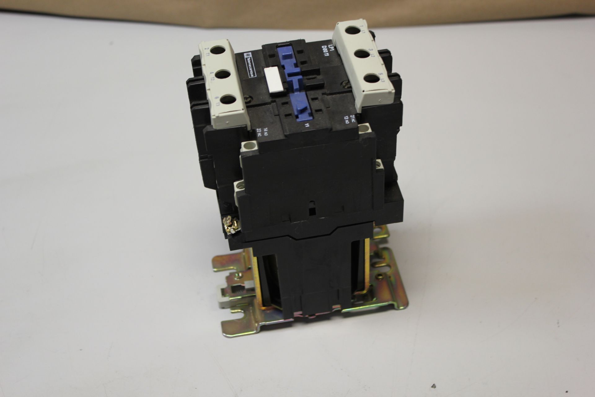 TELEMECANIQUE MOTOR CONTACTOR - Image 3 of 6