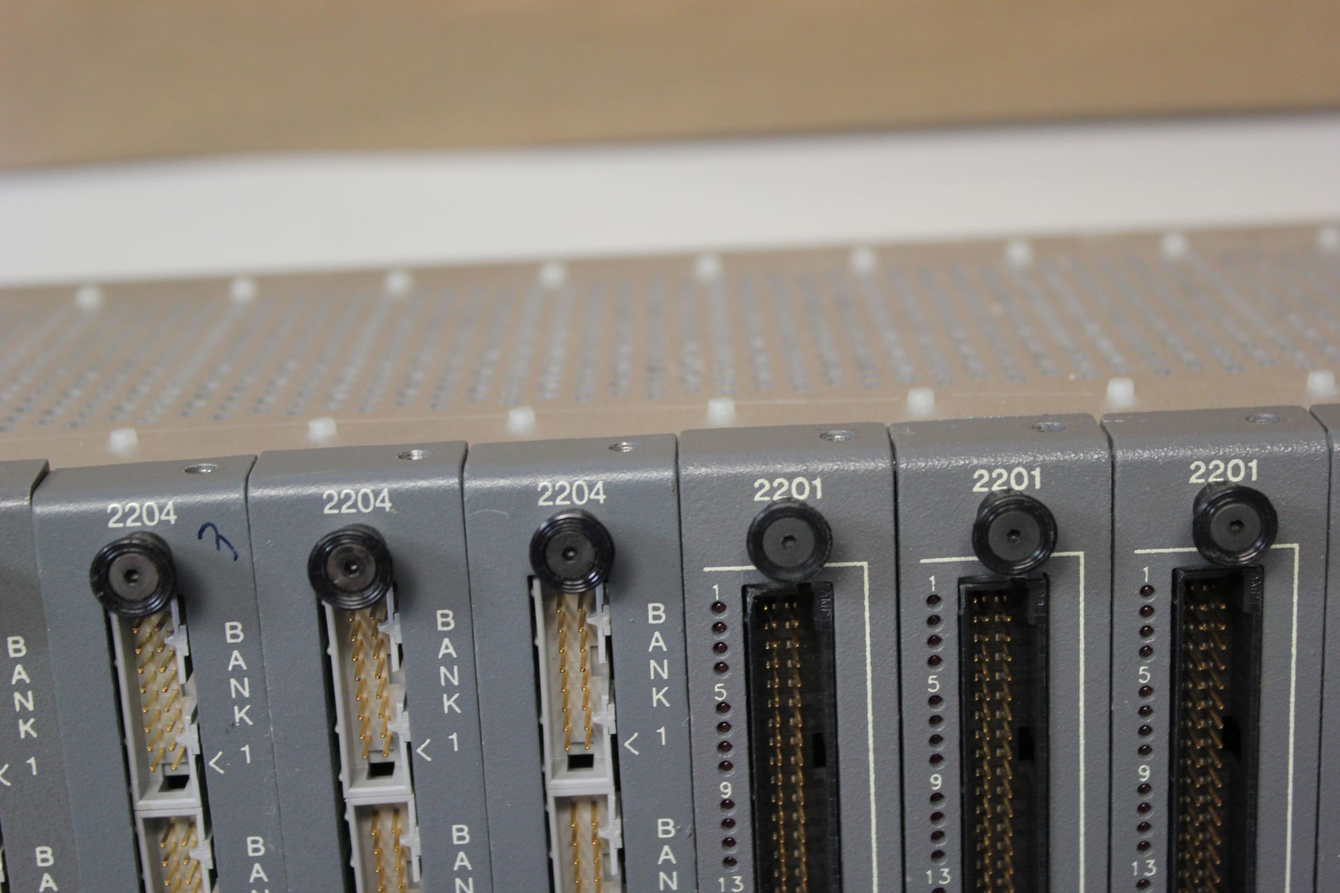 CONTROL TECHNOLOGY PLC RACK WITH 11 MODULES - Image 6 of 9