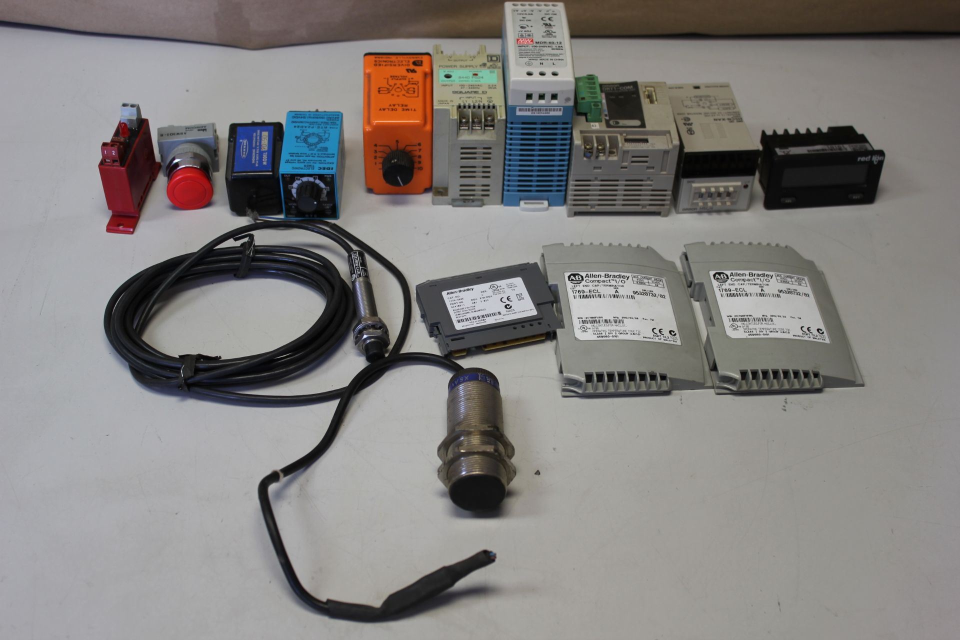 LOT OF AUTOMATION MRO PARTS
