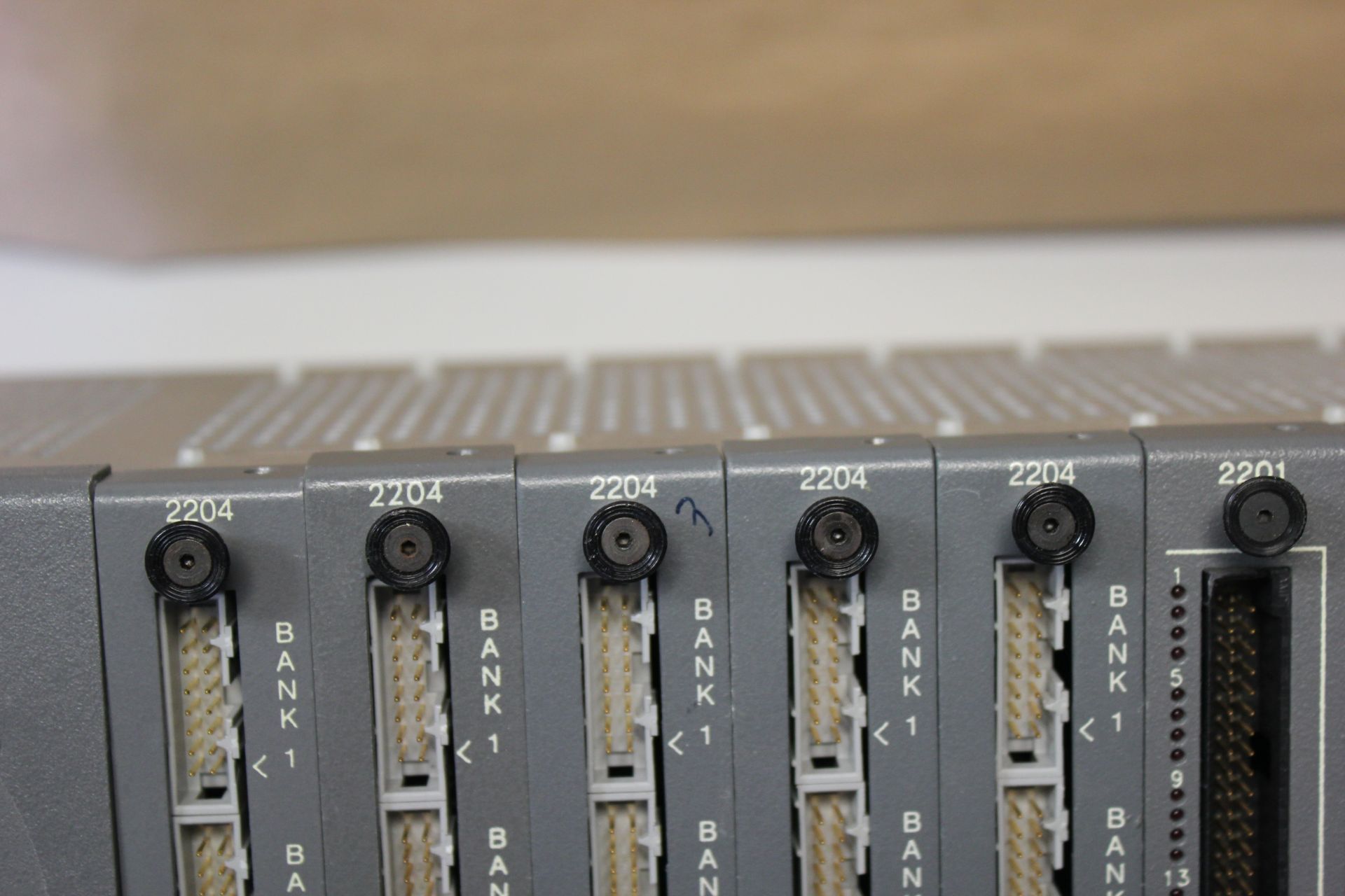 CONTROL TECHNOLOGY PLC RACK WITH 11 MODULES - Image 7 of 9