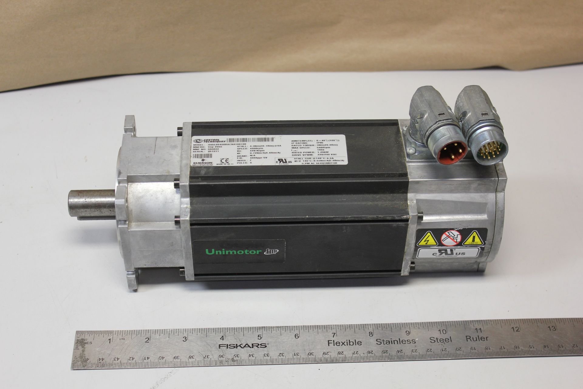 EMERSON CONTROL TECHNIQUES SERVO MOTOR