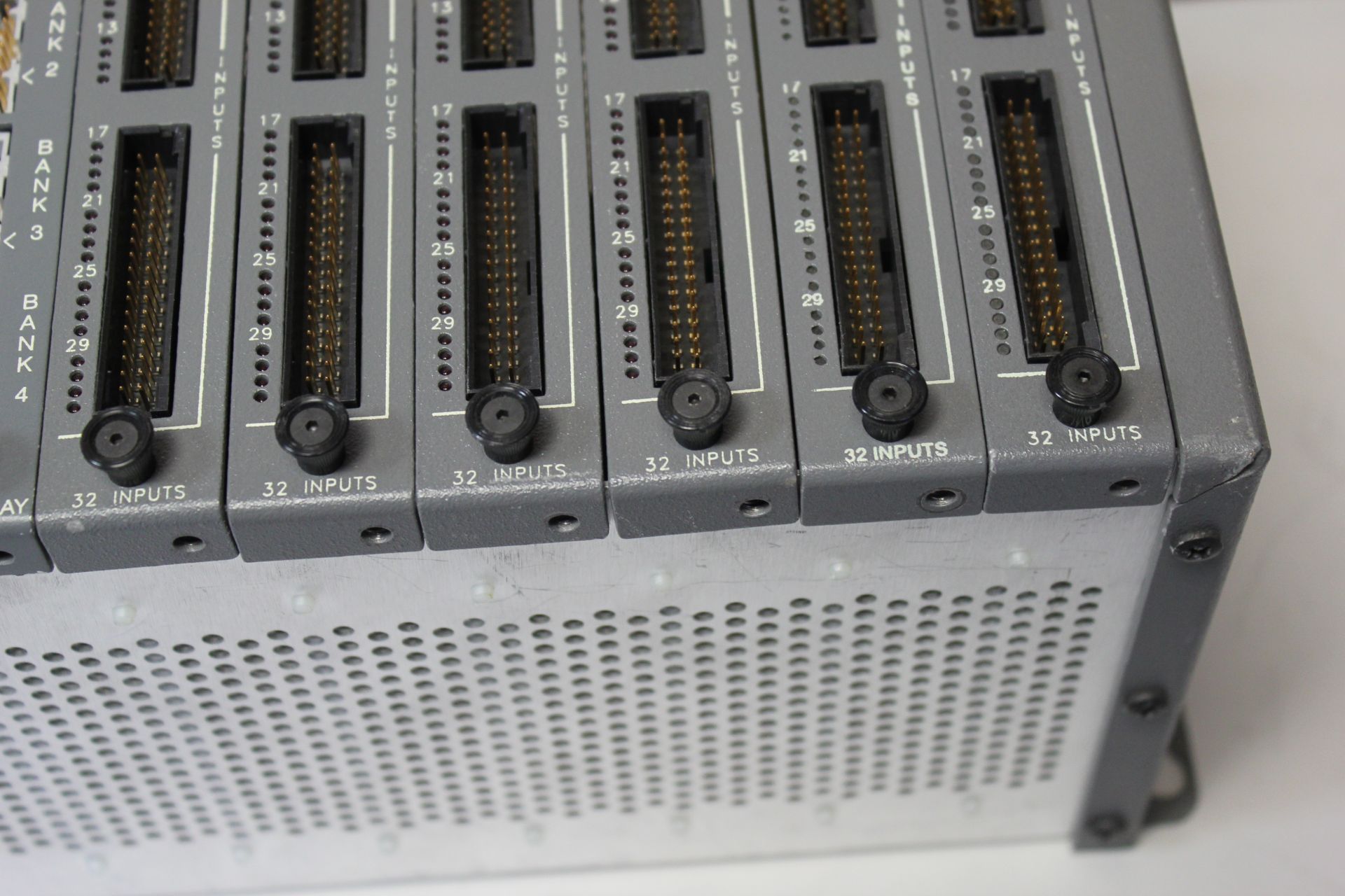 CONTROL TECHNOLOGY PLC RACK WITH 11 MODULES - Image 2 of 9