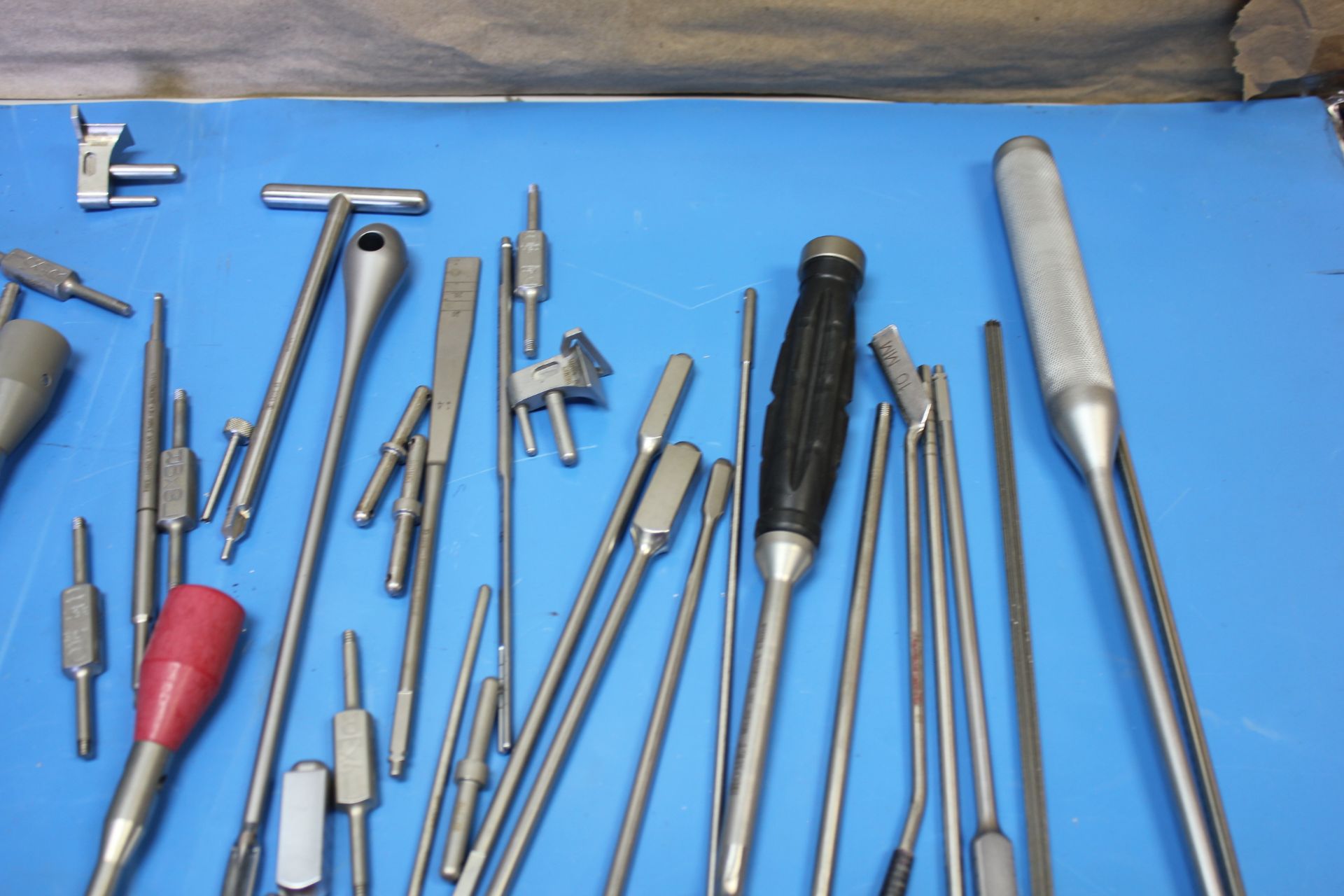 LOT OF MEDICAL/SURGICAL EQUIPMENT SCIENT/X, BIOMET ETC - Image 2 of 15