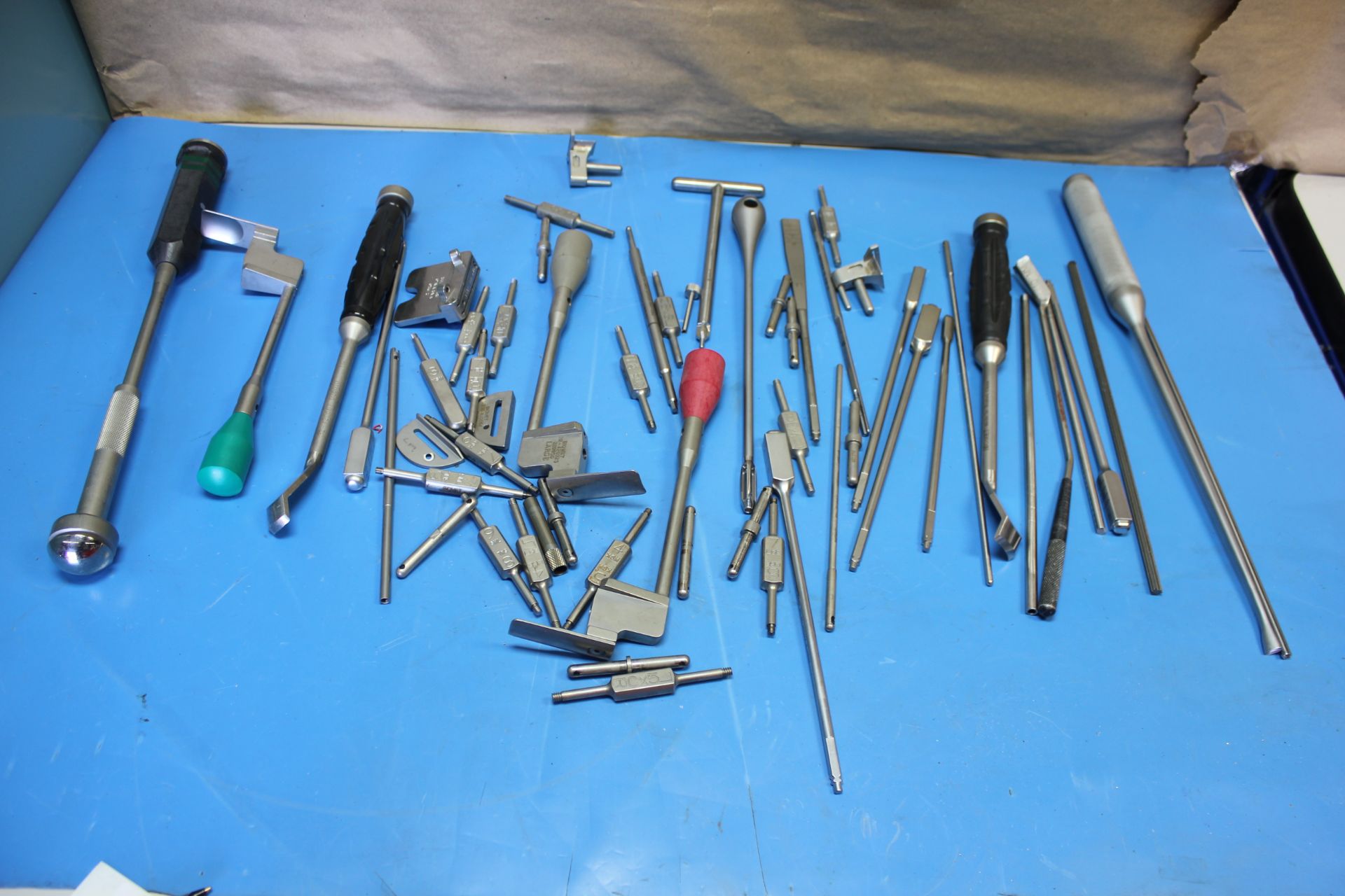 LOT OF MEDICAL/SURGICAL EQUIPMENT SCIENT/X, BIOMET ETC