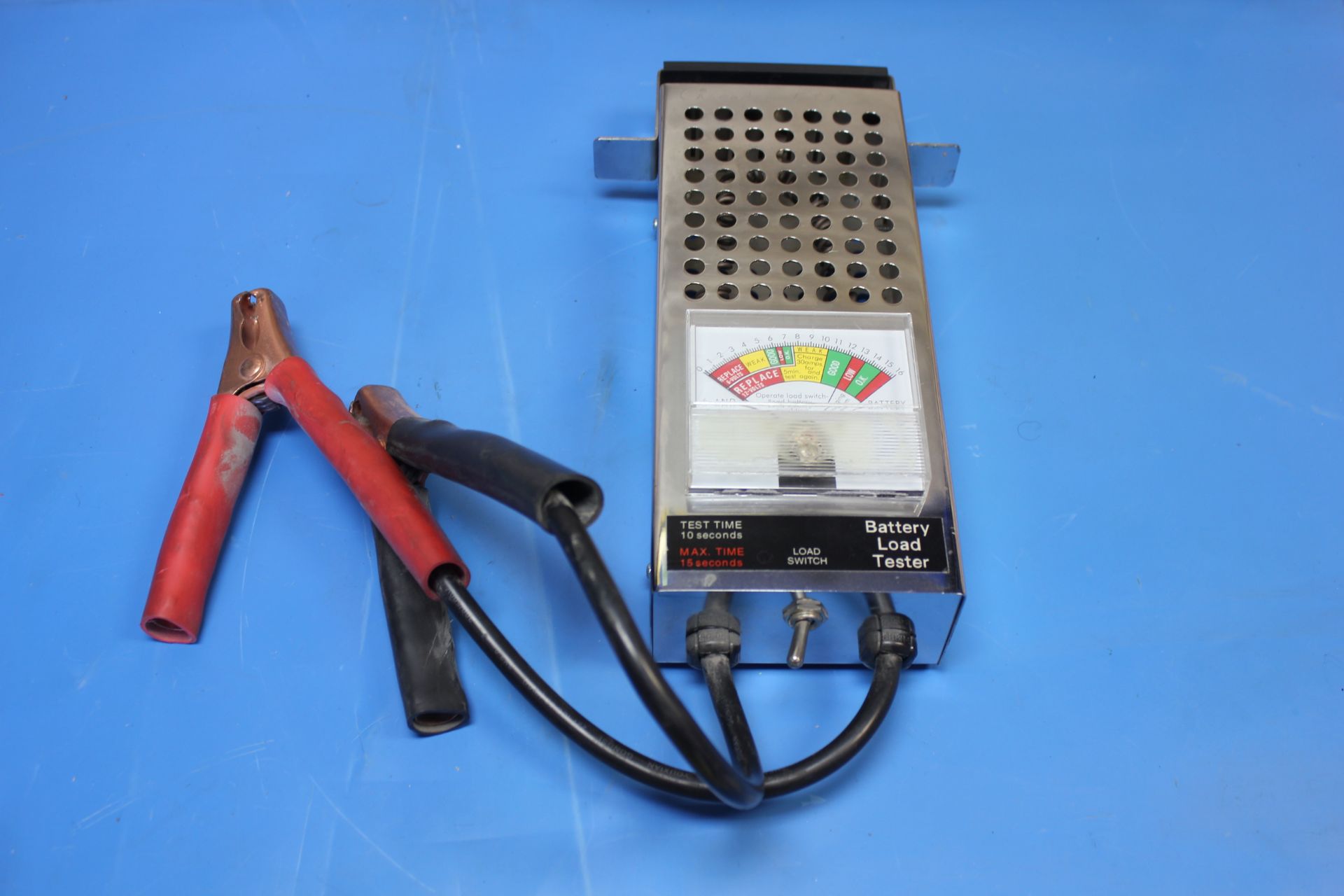 BATTERY LOAD TESTER