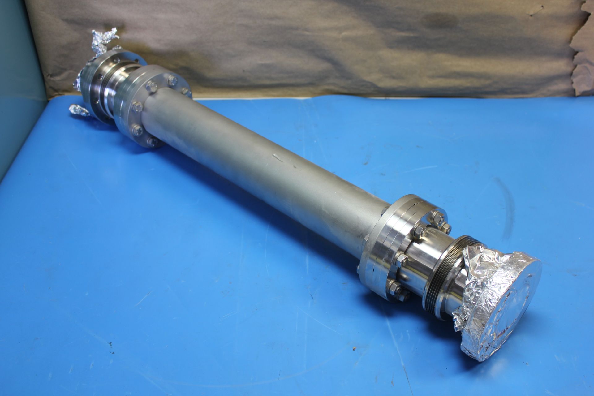 LARGE HIGH VACUUM FITTING PIPE