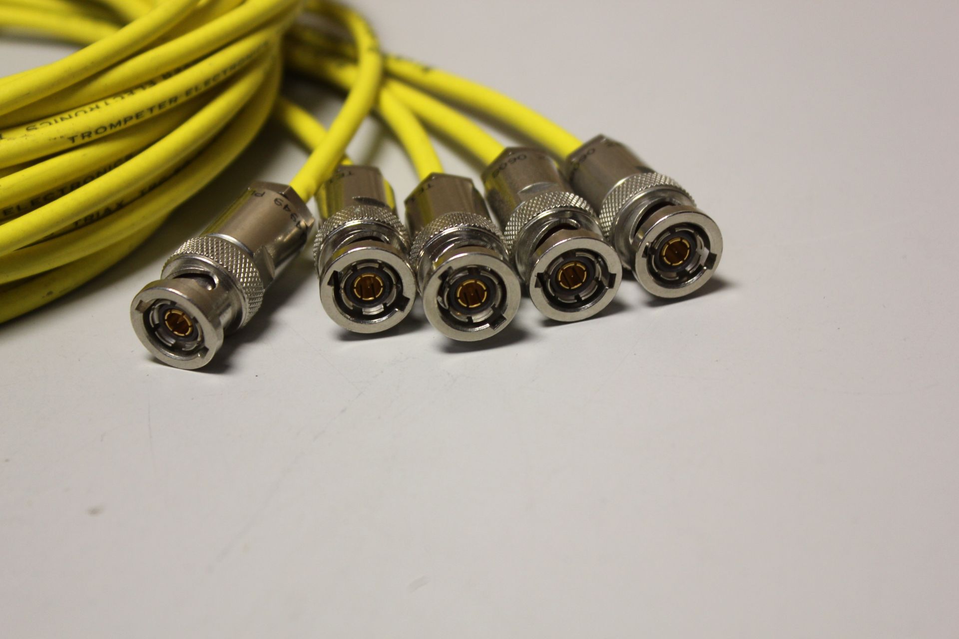 TROMPETER TRIAX CABLES - Image 3 of 7
