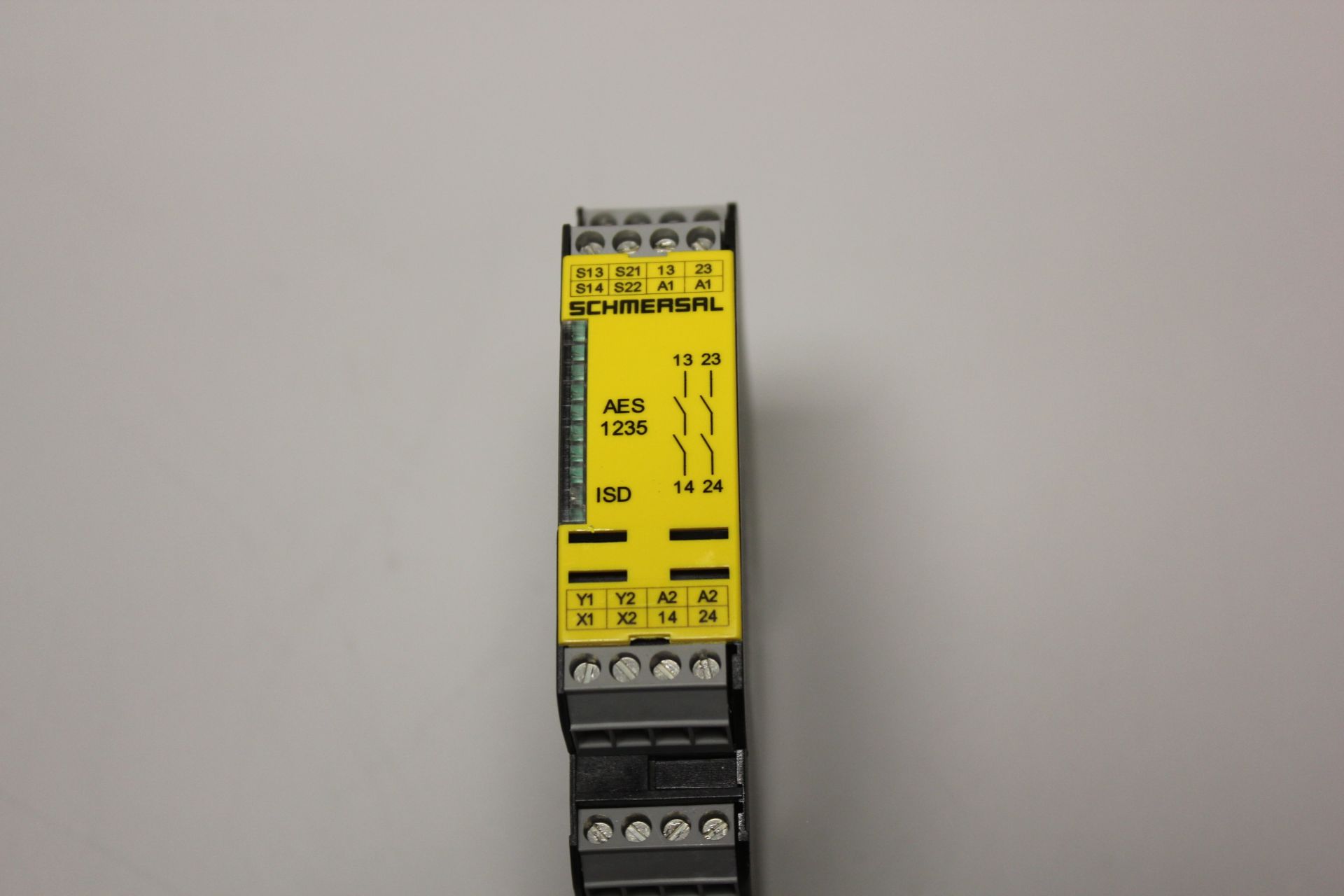 SCHMERSAL SAFETY CONTROL MODULE - Image 2 of 3