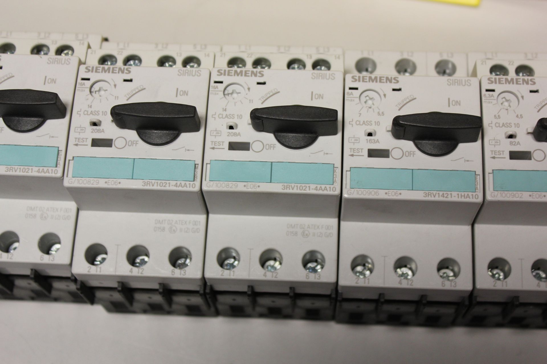 LOT OF SIEMENS MANUAL MOTOR STARTERS - Image 5 of 6