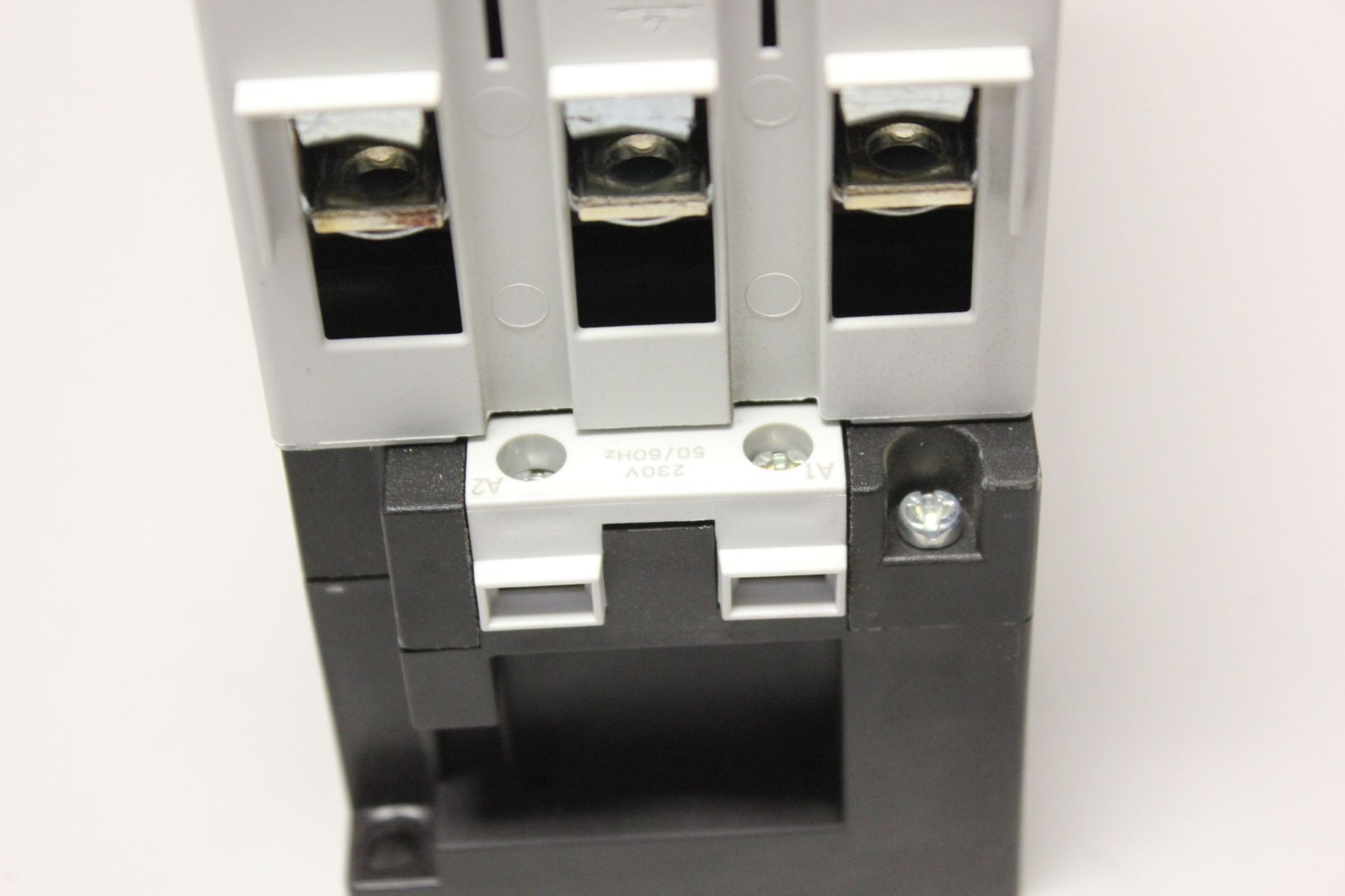 SIEMENS CONTACTOR WITH AUXILIARY CONTACT BLOCK - Image 5 of 7