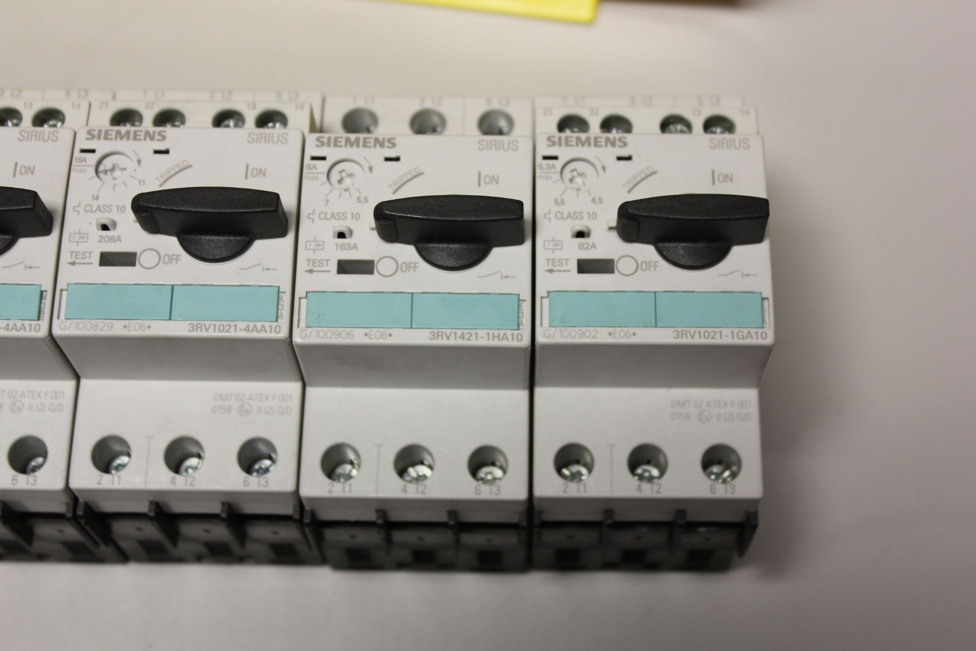 LOT OF SIEMENS MANUAL MOTOR STARTERS - Image 6 of 6