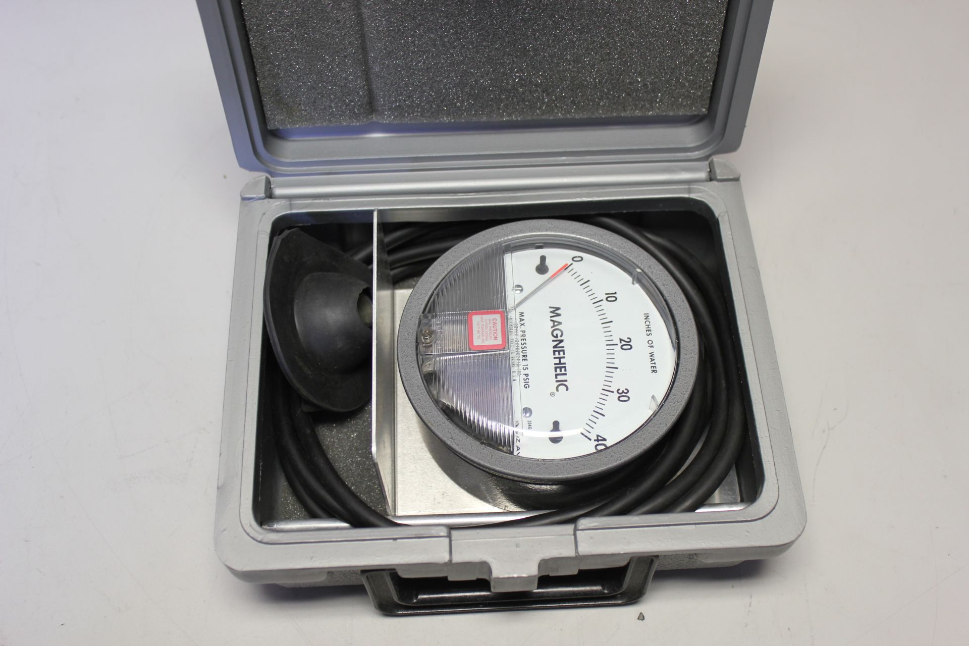 DWYER INSTRUMENTS INC MAGNEHELIC PRESSURE GAUGE - Image 2 of 3