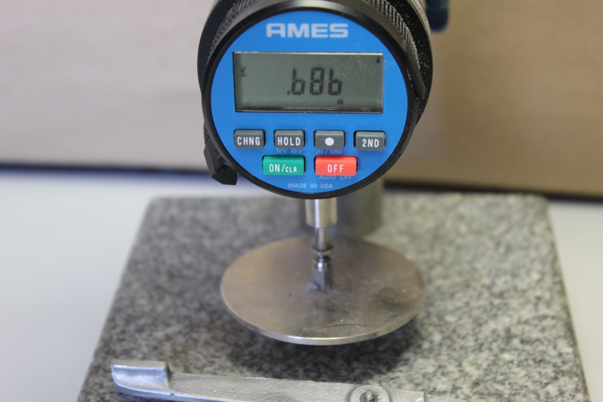 AMES DIGITAL INDICATOR & BASE - Image 4 of 7