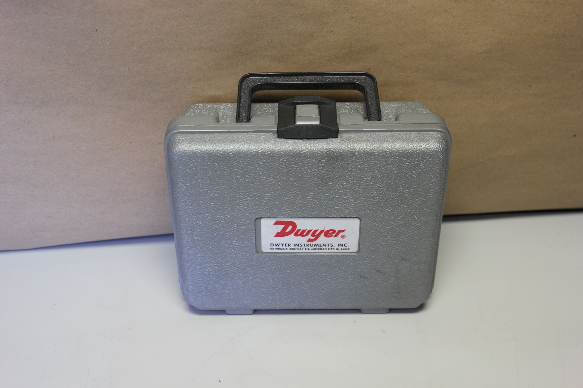 DWYER INSTRUMENTS INC MAGNEHELIC PRESSURE GAUGE