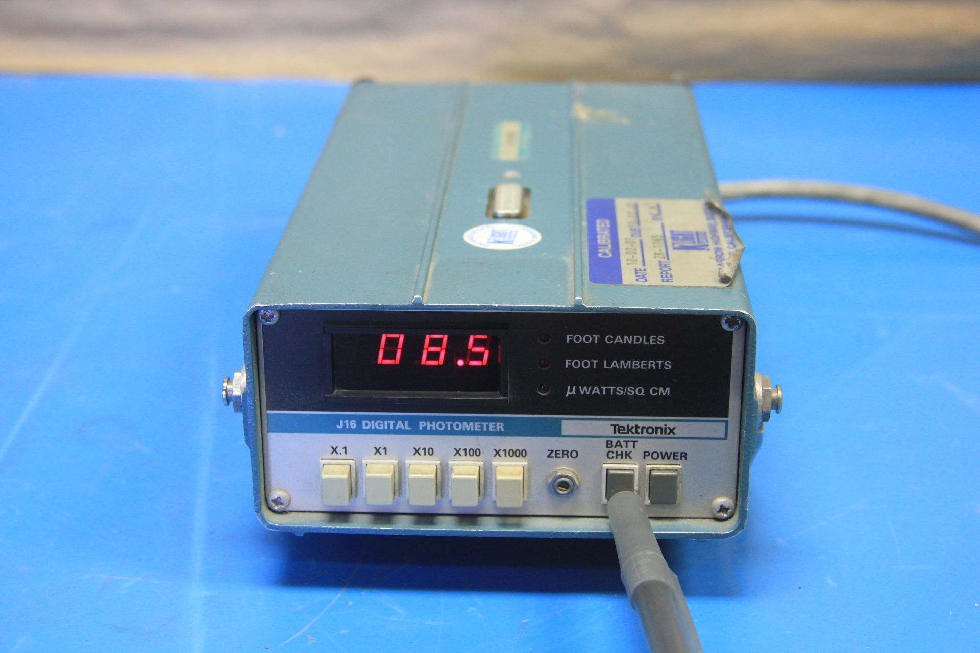 TEKTRONIX J16 DIGITAL PHOTOMETER - Image 4 of 5