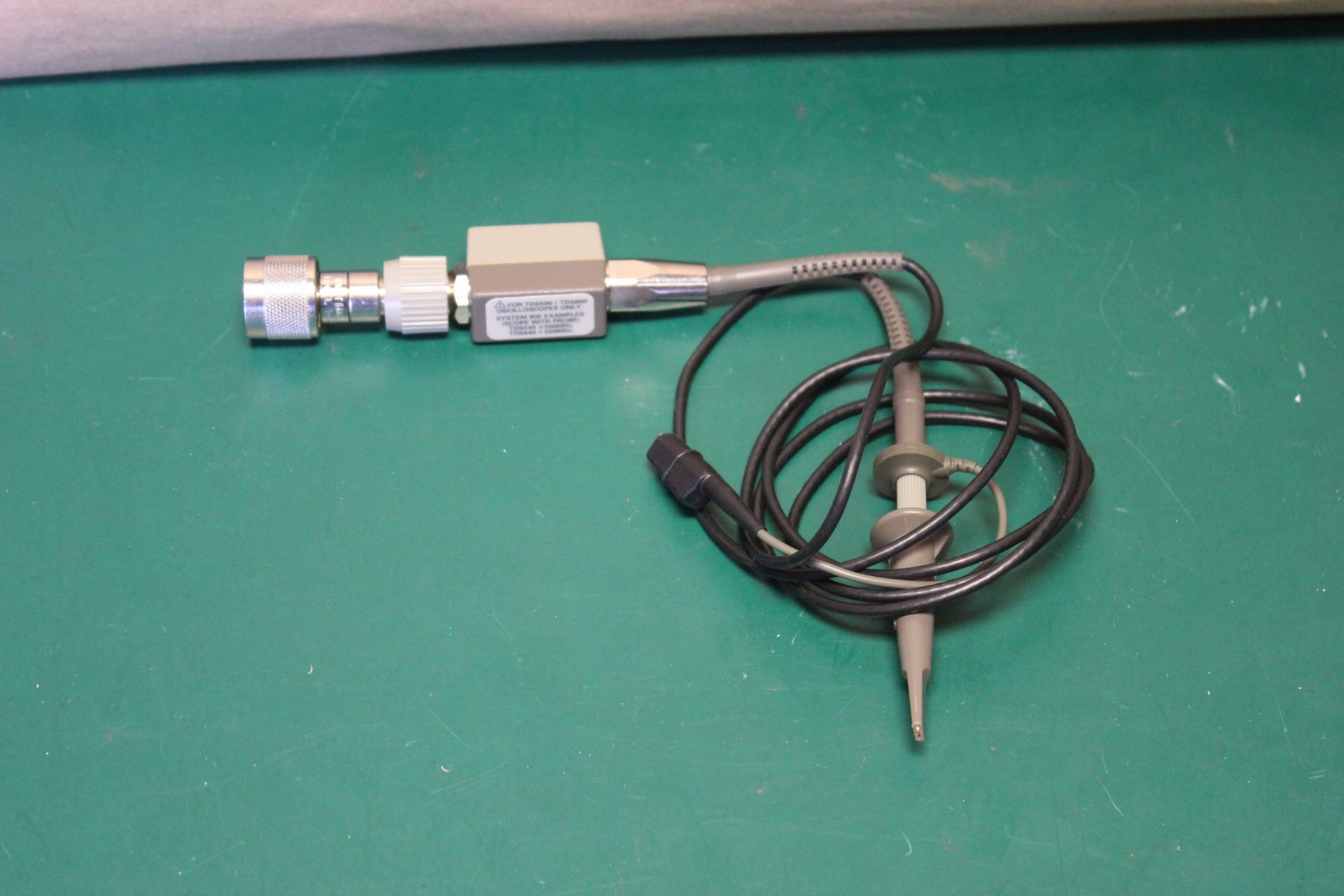 TEKTRONIX OSCILLOSCOPE PROBE