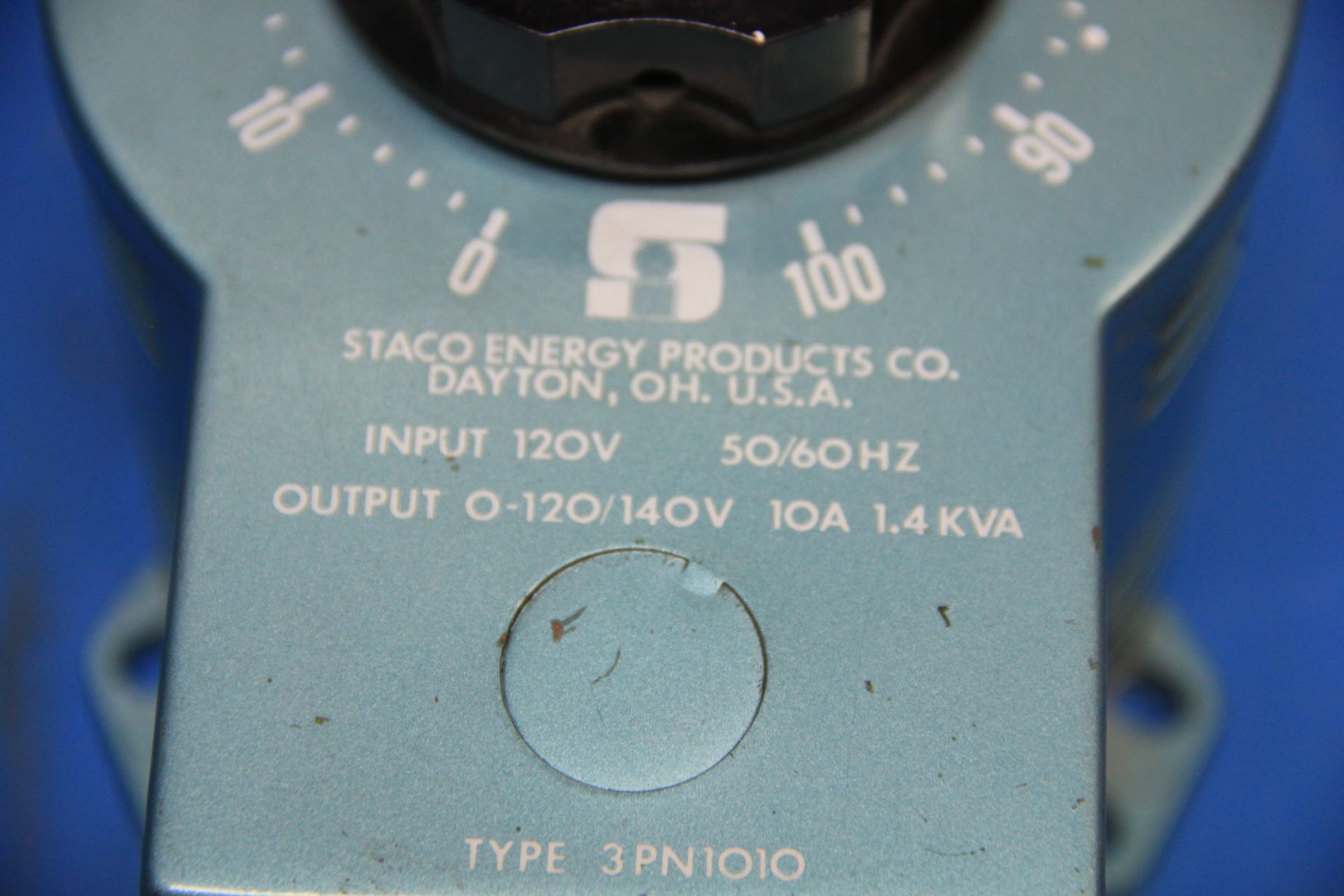 STACO VARIABLE AUTO TRANSFORMER - Image 8 of 8