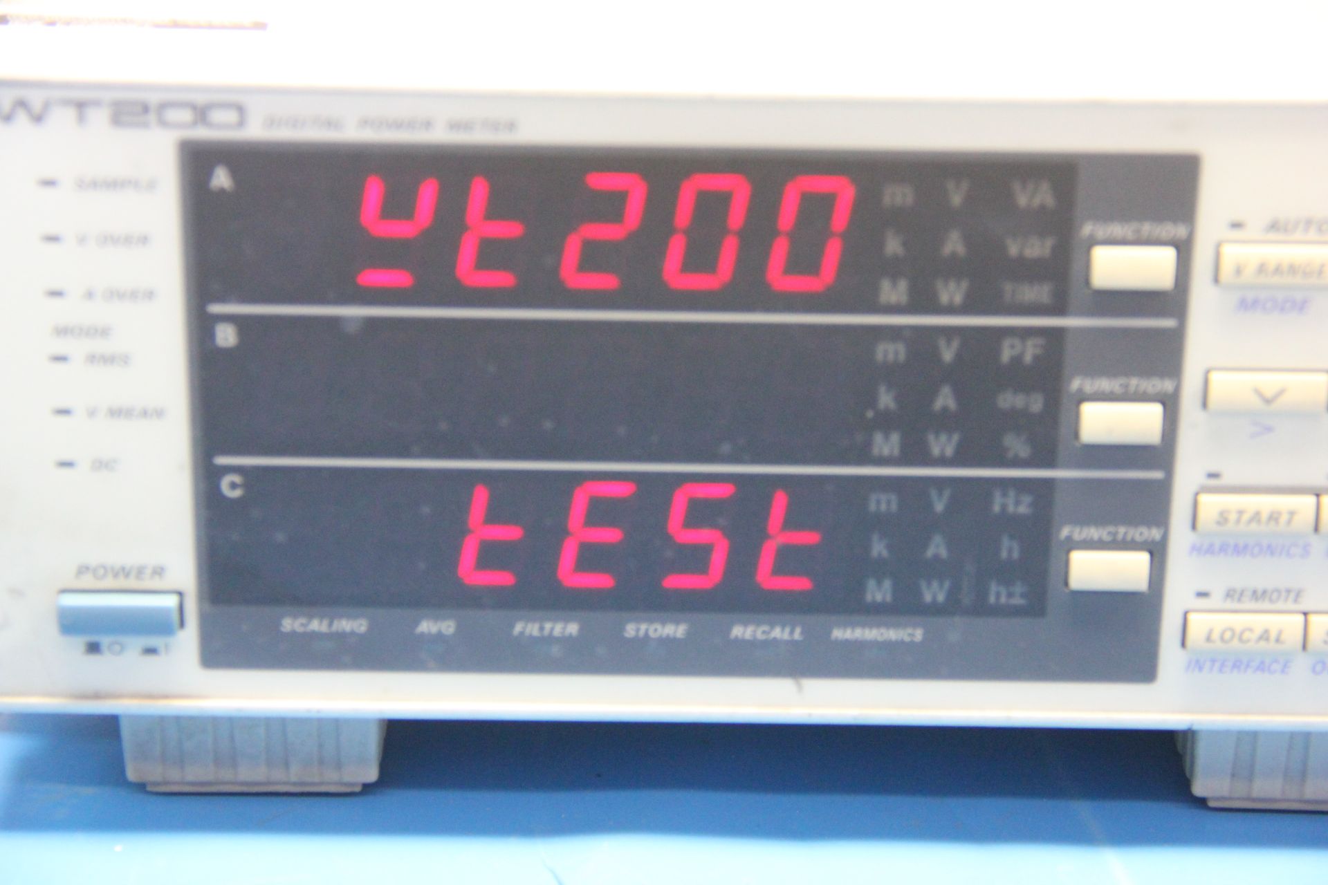 YOKOGAWA WT200 DIGITAL POWER METER - Image 4 of 6