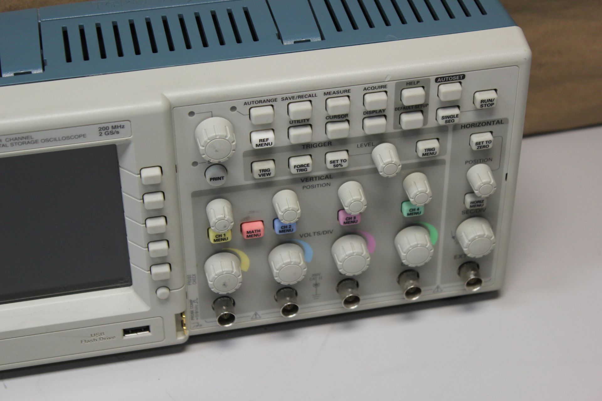 TEKTRONIX FOUR CHANNEL OSCILLOSCOPE - Image 3 of 6