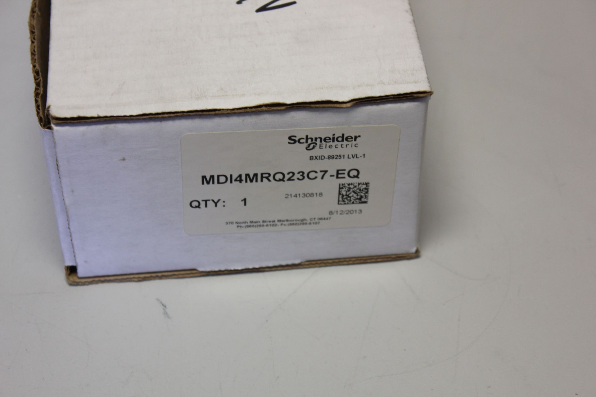 NEW SCHNEIDER MOTION CONTROLLING STEPPER MOTOR W/ DRIVER - Image 2 of 7