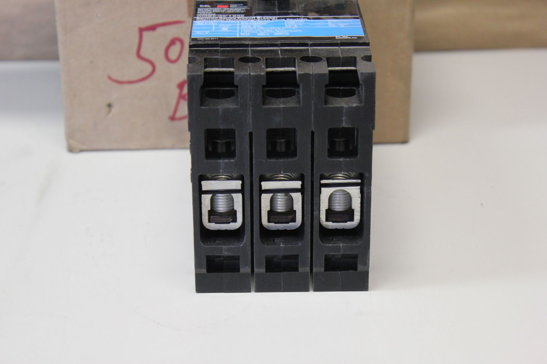 NEW SIEMENS 50 AMP CIRCUIT BREAKER - Image 4 of 5