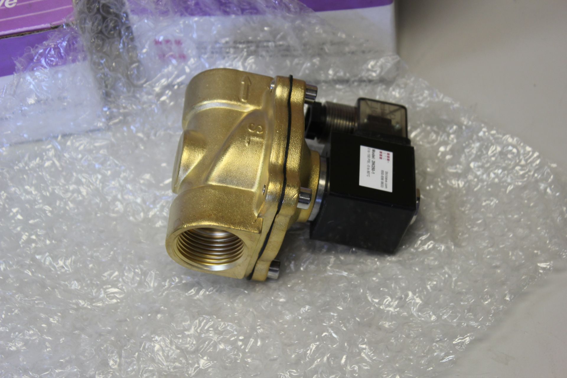 LOT OF NEW SOLENOID VALVES - Image 3 of 4