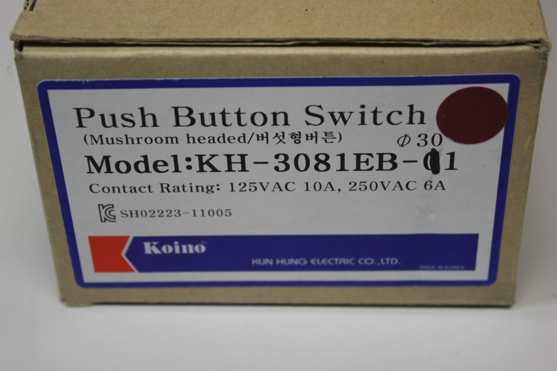 NEW LOT OF KOINO PUSH BUTTON SWITCH