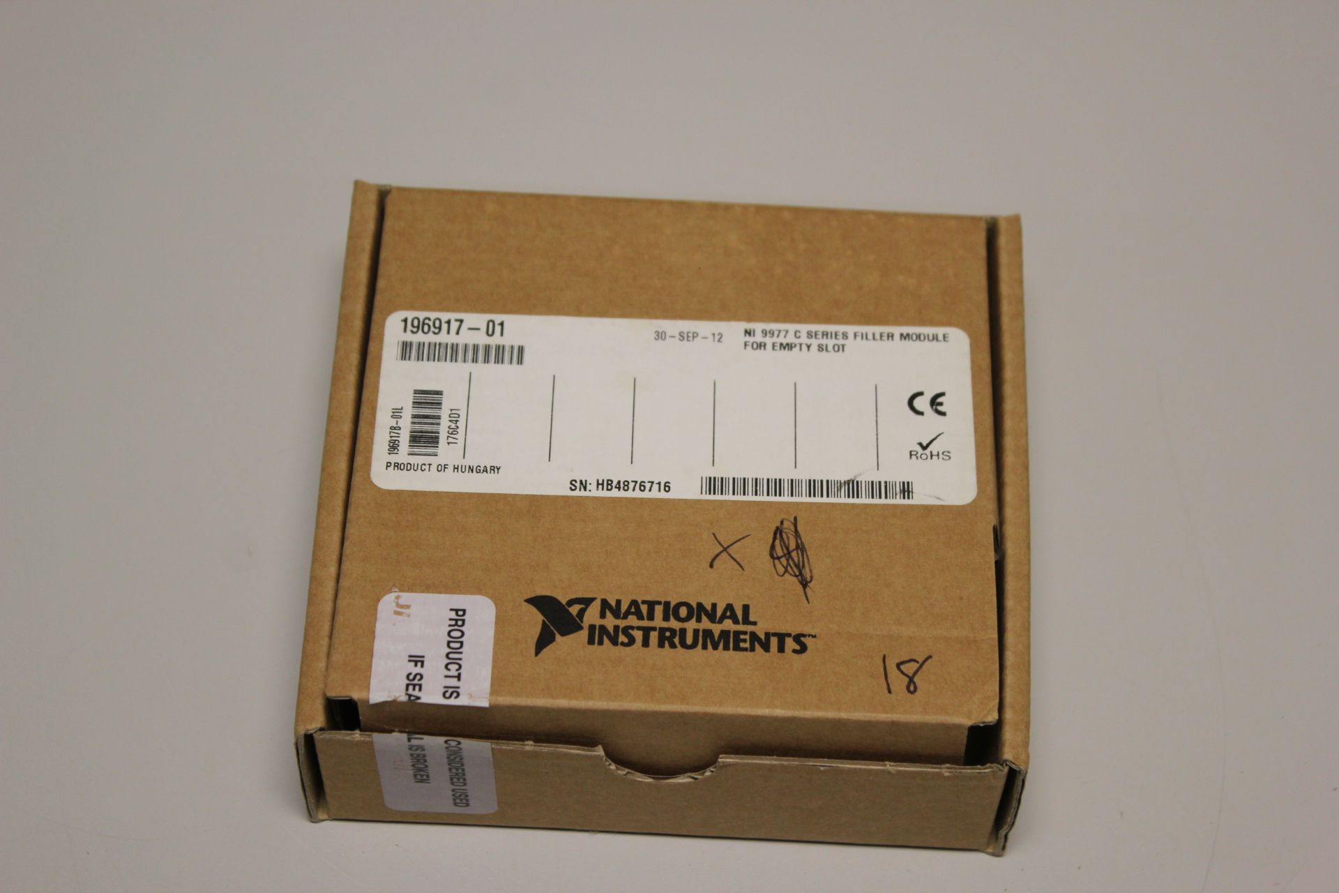 NEW NATIONAL INSTRUMENTS 9977 C SERIES FILLER MODULE FOR EMPTY SLOT