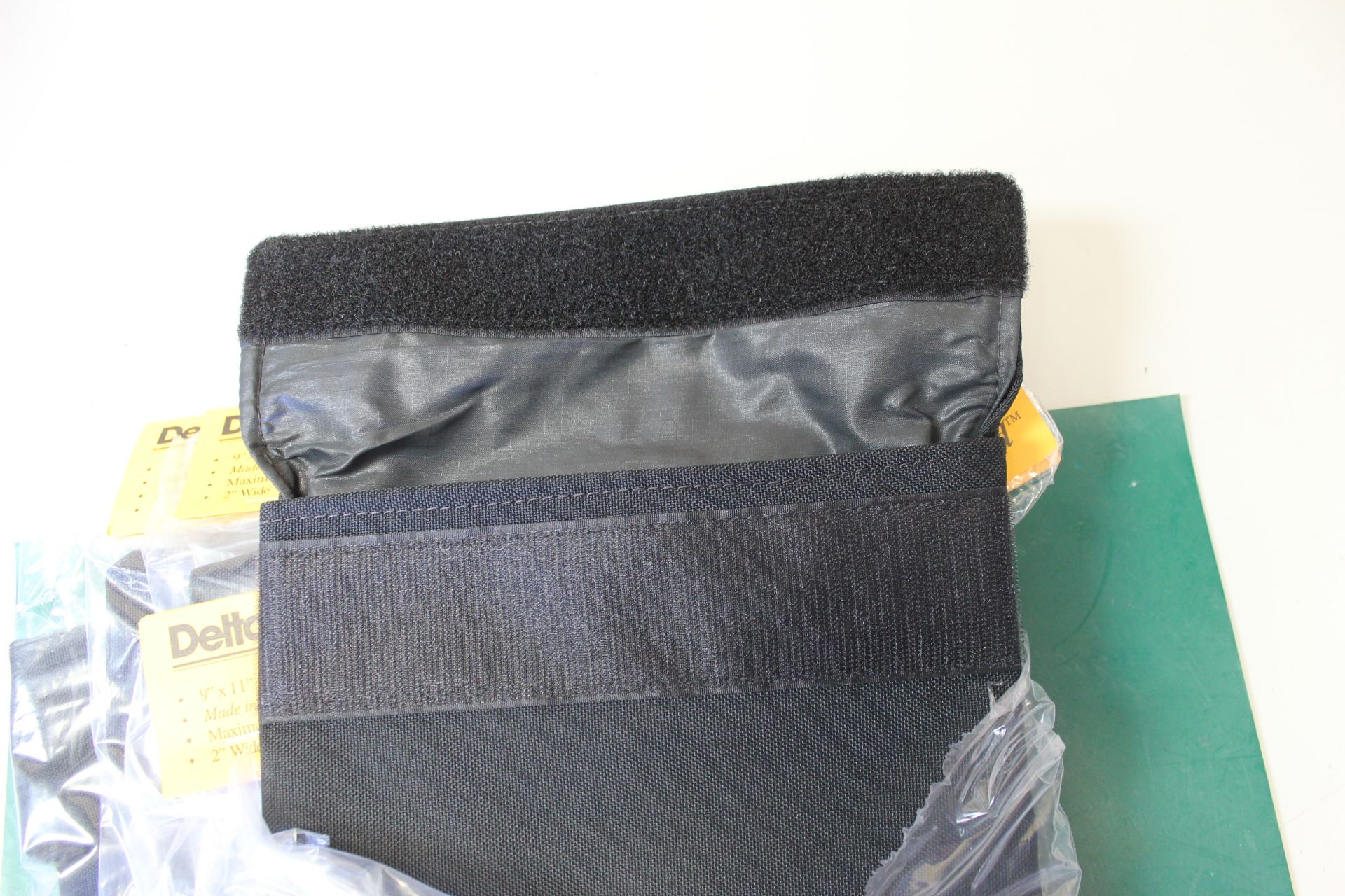 LOT OF 4 NEW DELTA CORDURA PROPOUCH 911 LEAD SHIELDED POUCHES - Image 2 of 3