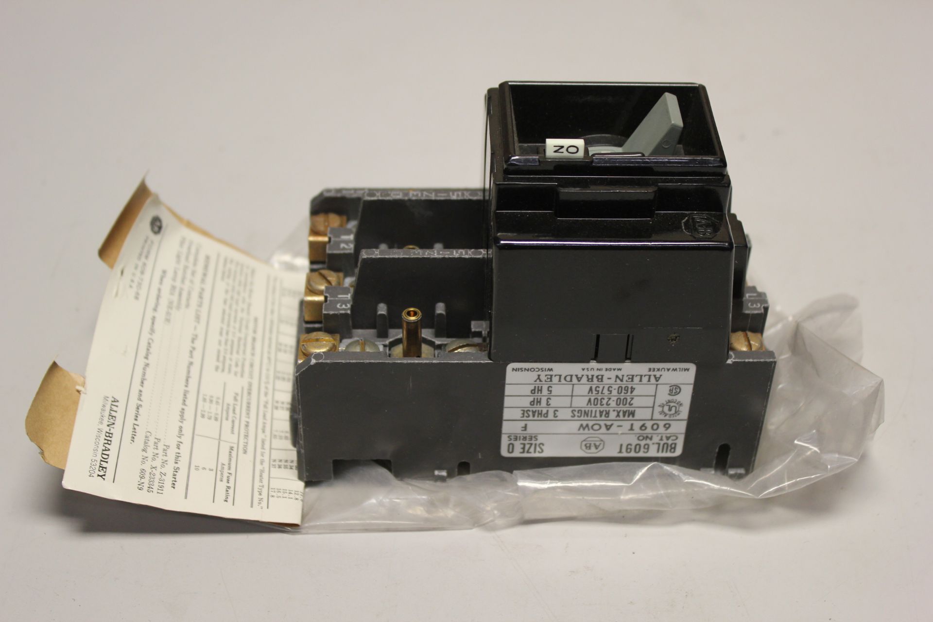 UNUSED ALLEN BRADLEY MANUAL MOTOR STARTER