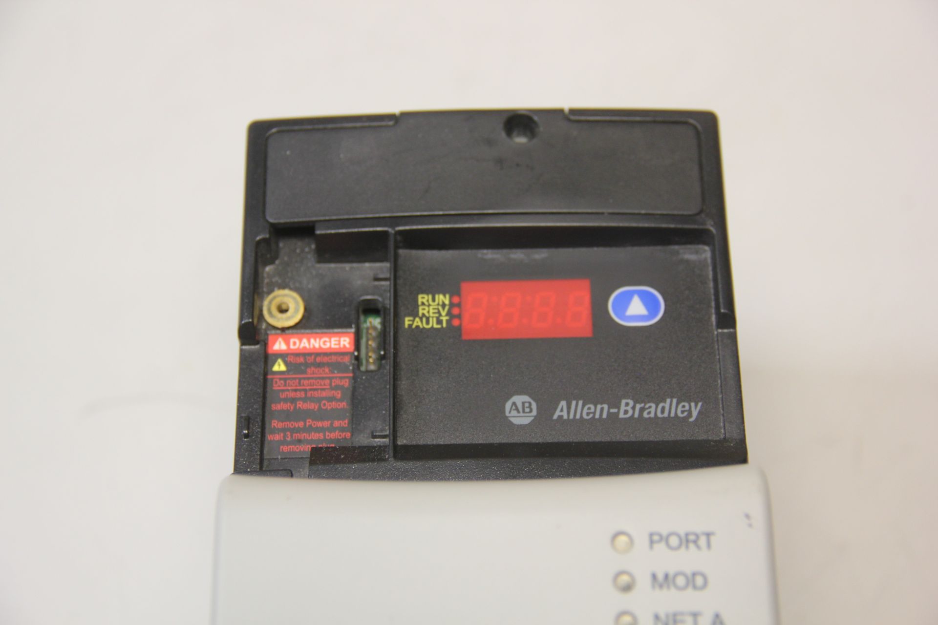 ALLEN BRADLEY POWERFLEX 1HP AC DRIVE - Image 2 of 5